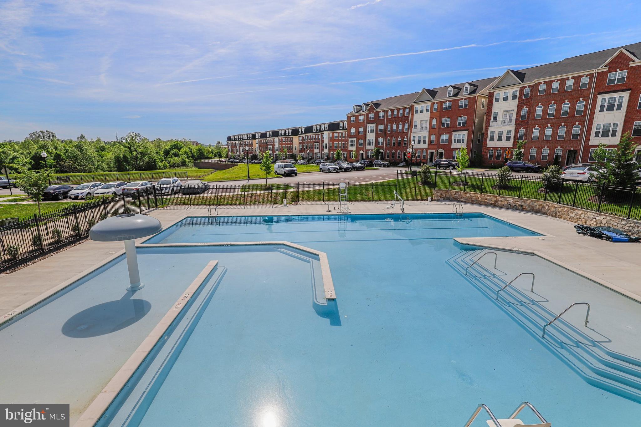 WESTVIEW SOUTH - Residential