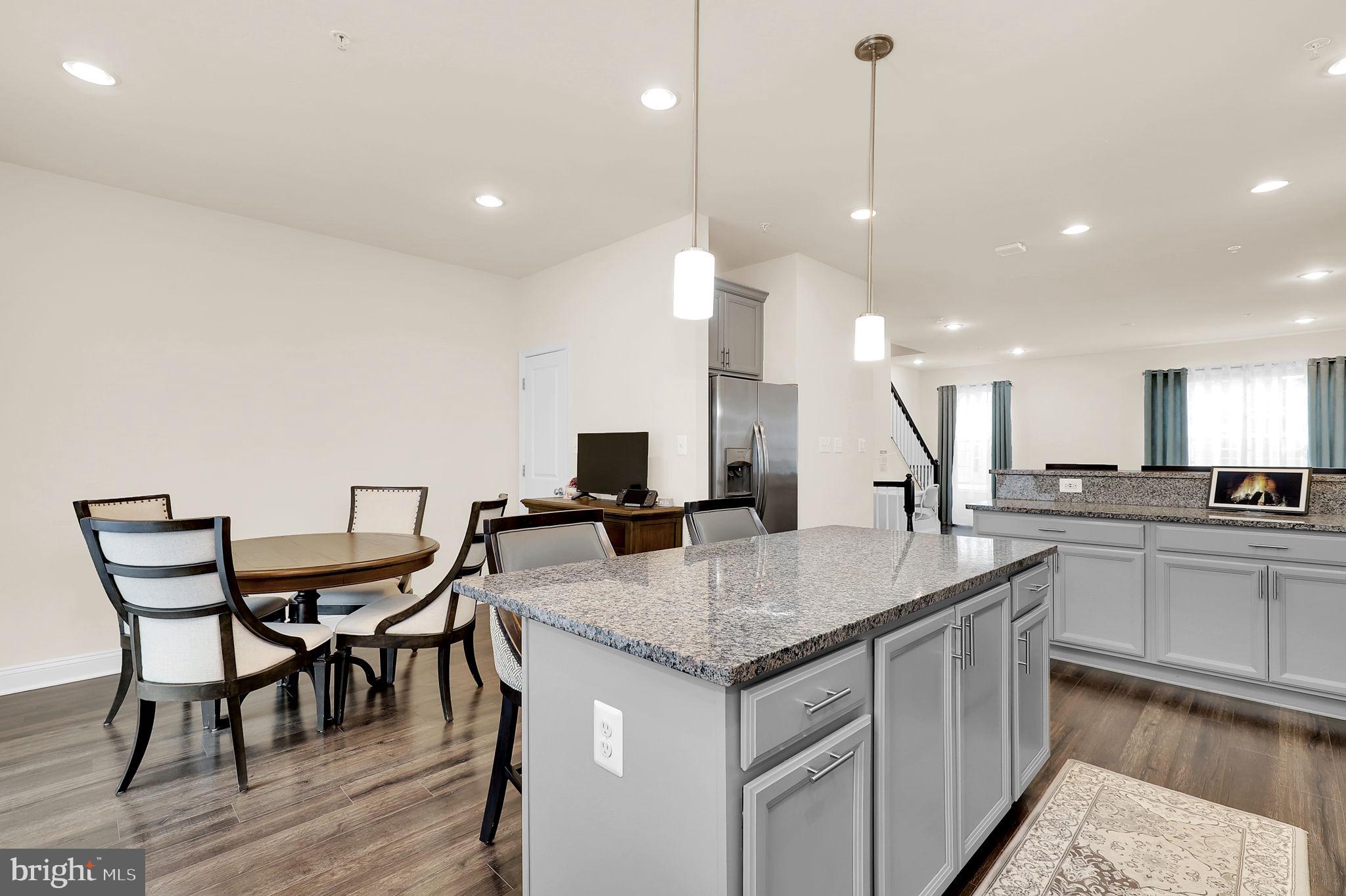 WESTVIEW SOUTH - Residential