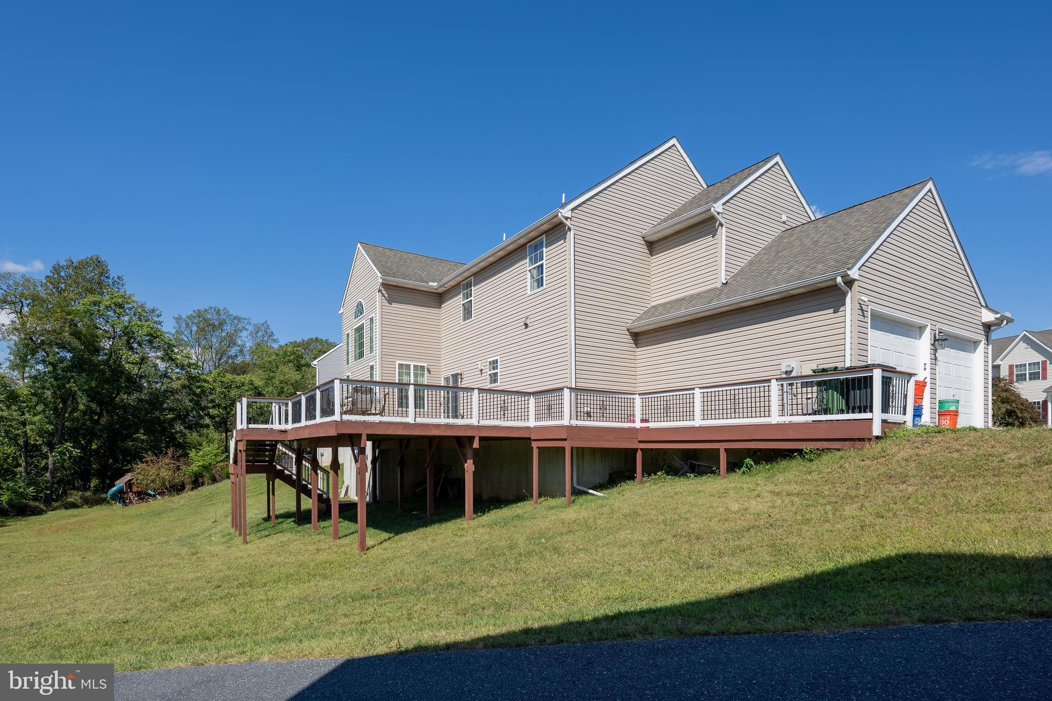 1724 AMBROSIA CIRCLE