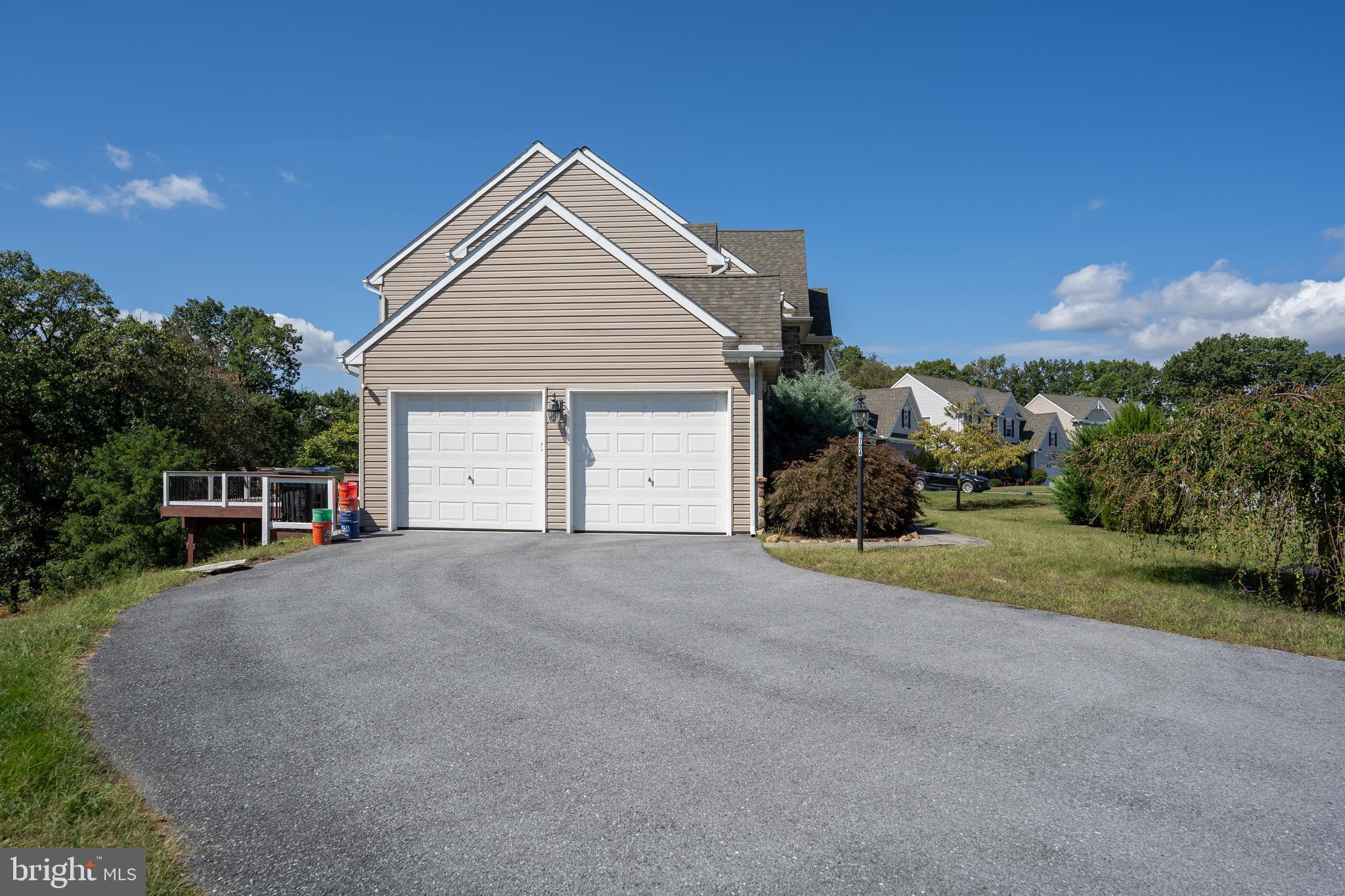 1724 AMBROSIA CIRCLE