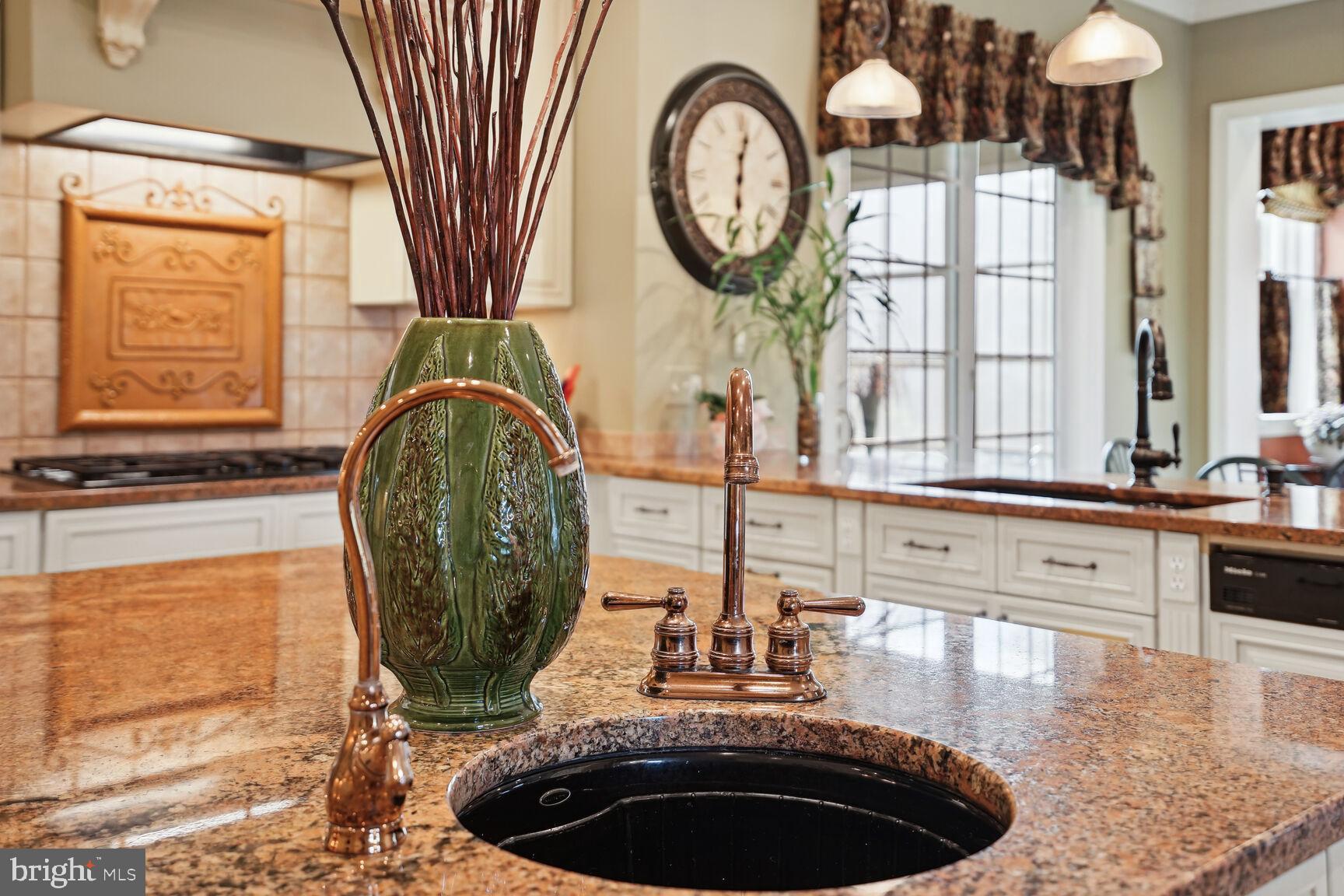 CHAPEL BRIDGE - Residential