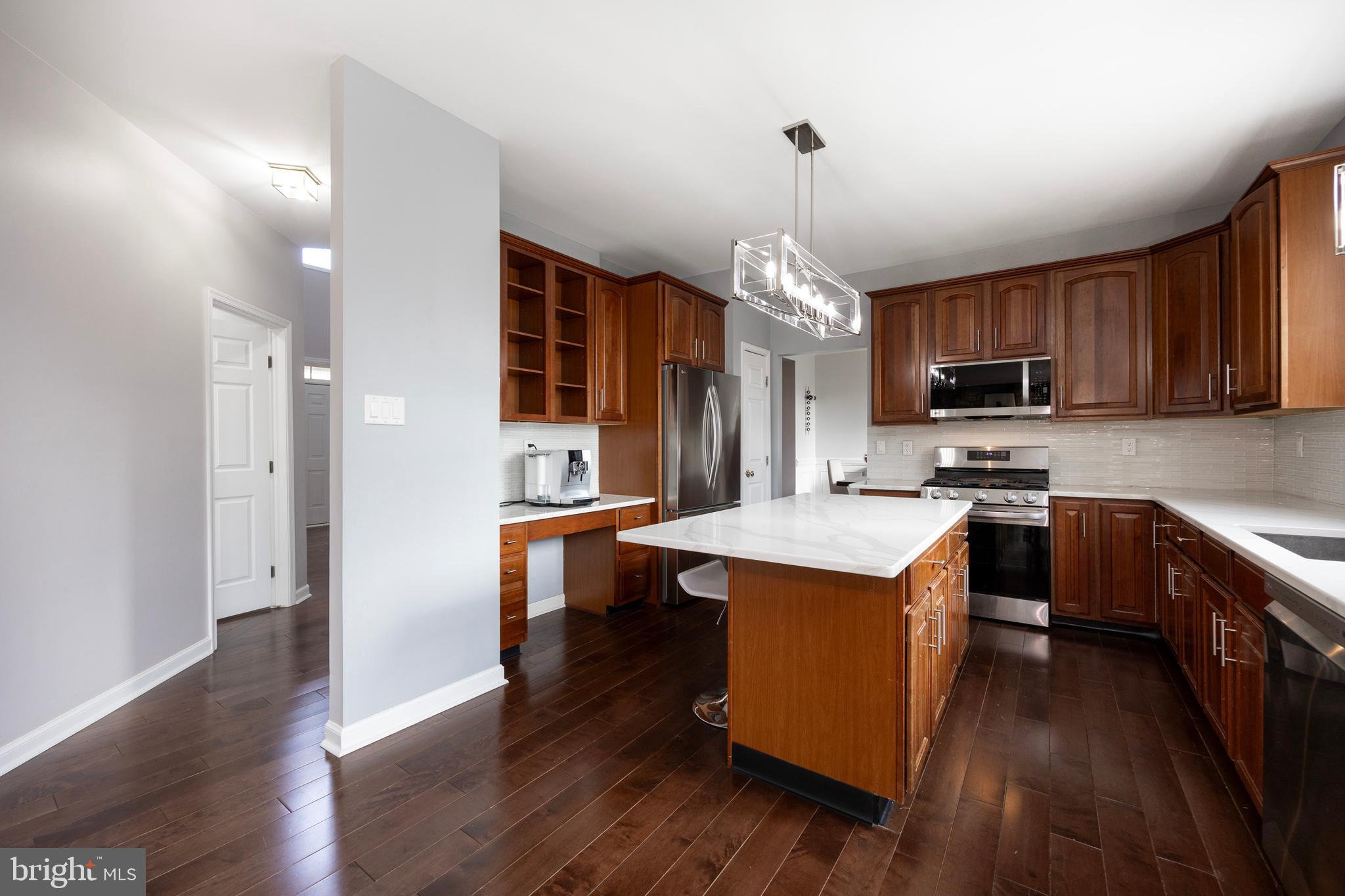 STONEGATE - Residential