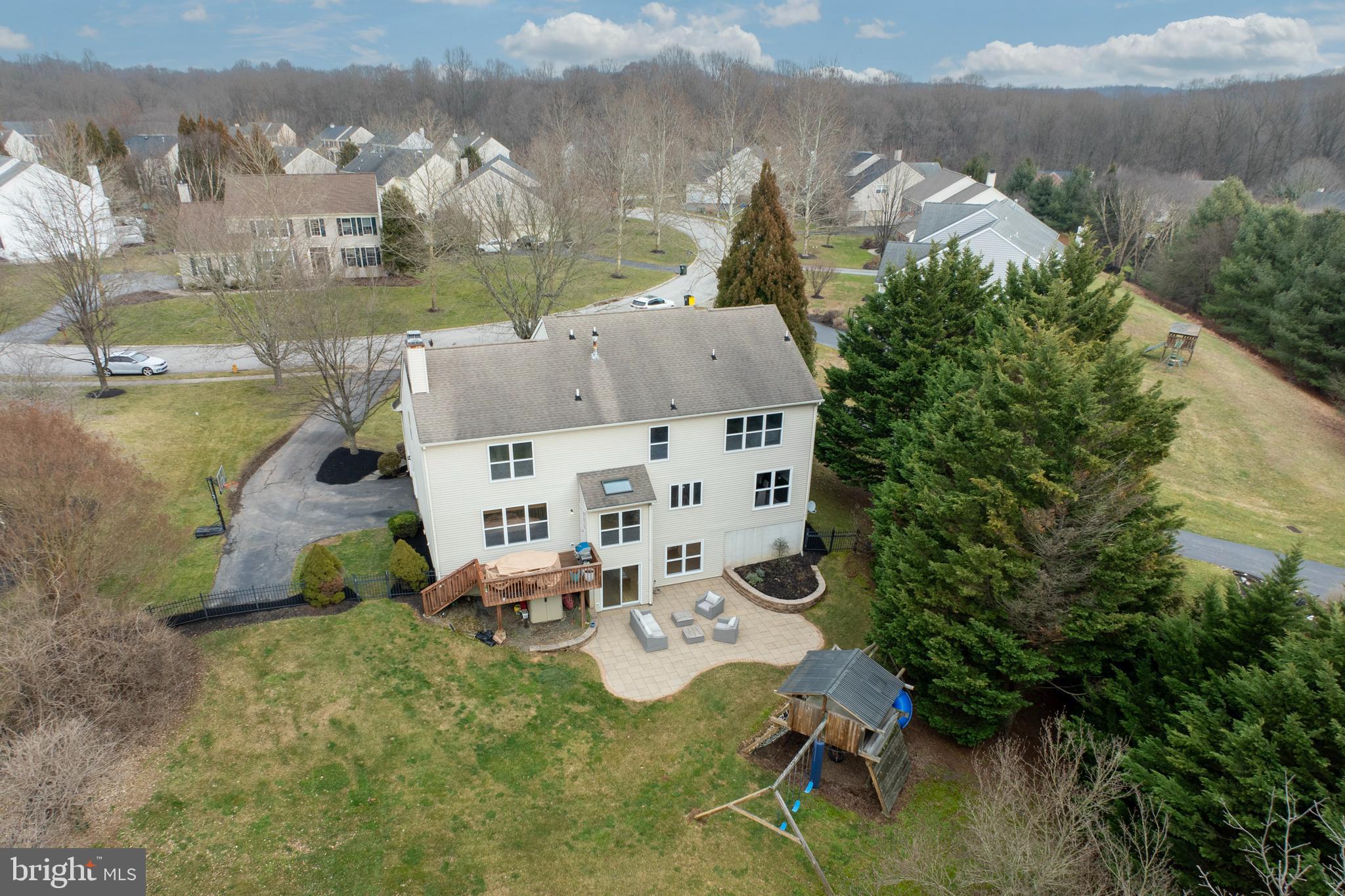 STONEGATE - Residential