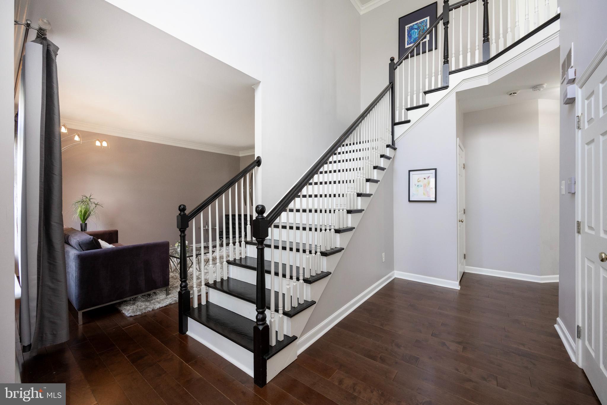 STONEGATE - Residential