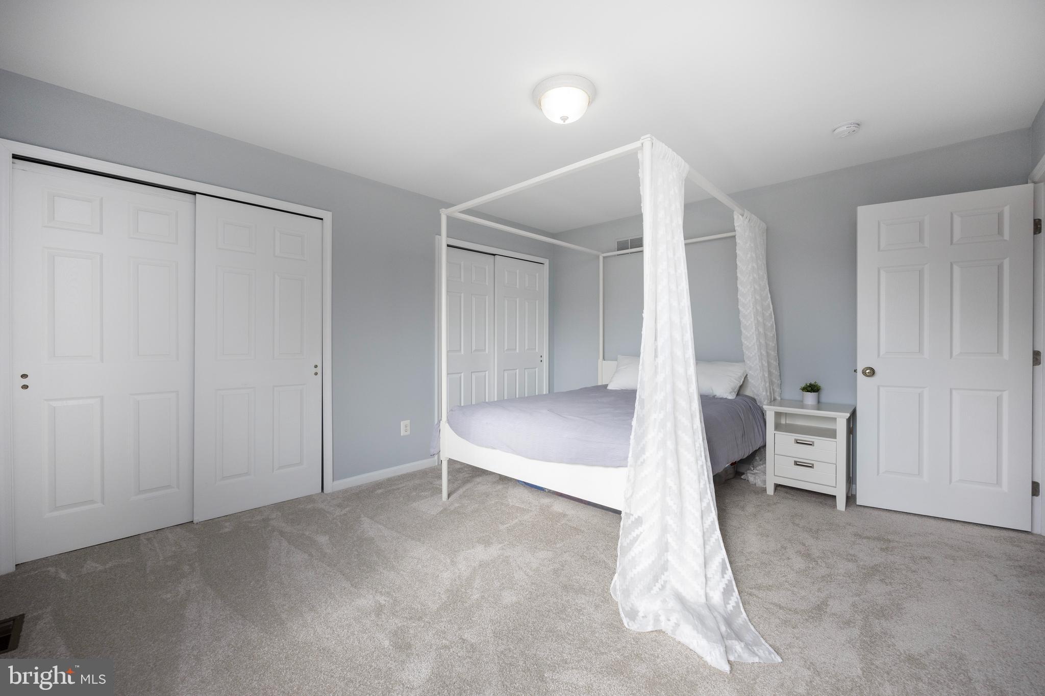 STONEGATE - Residential