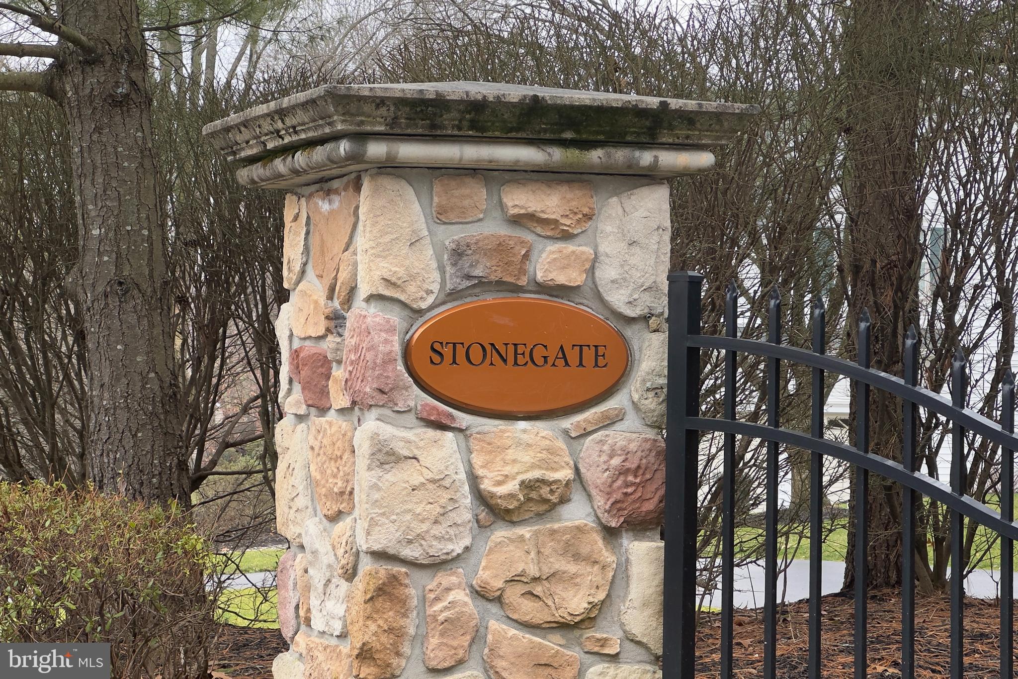 STONEGATE - Residential