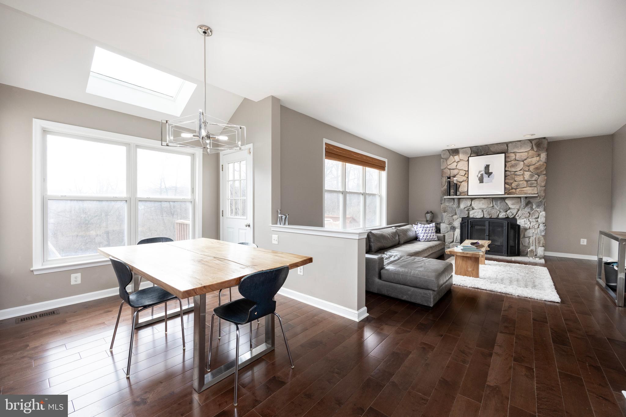 STONEGATE - Residential