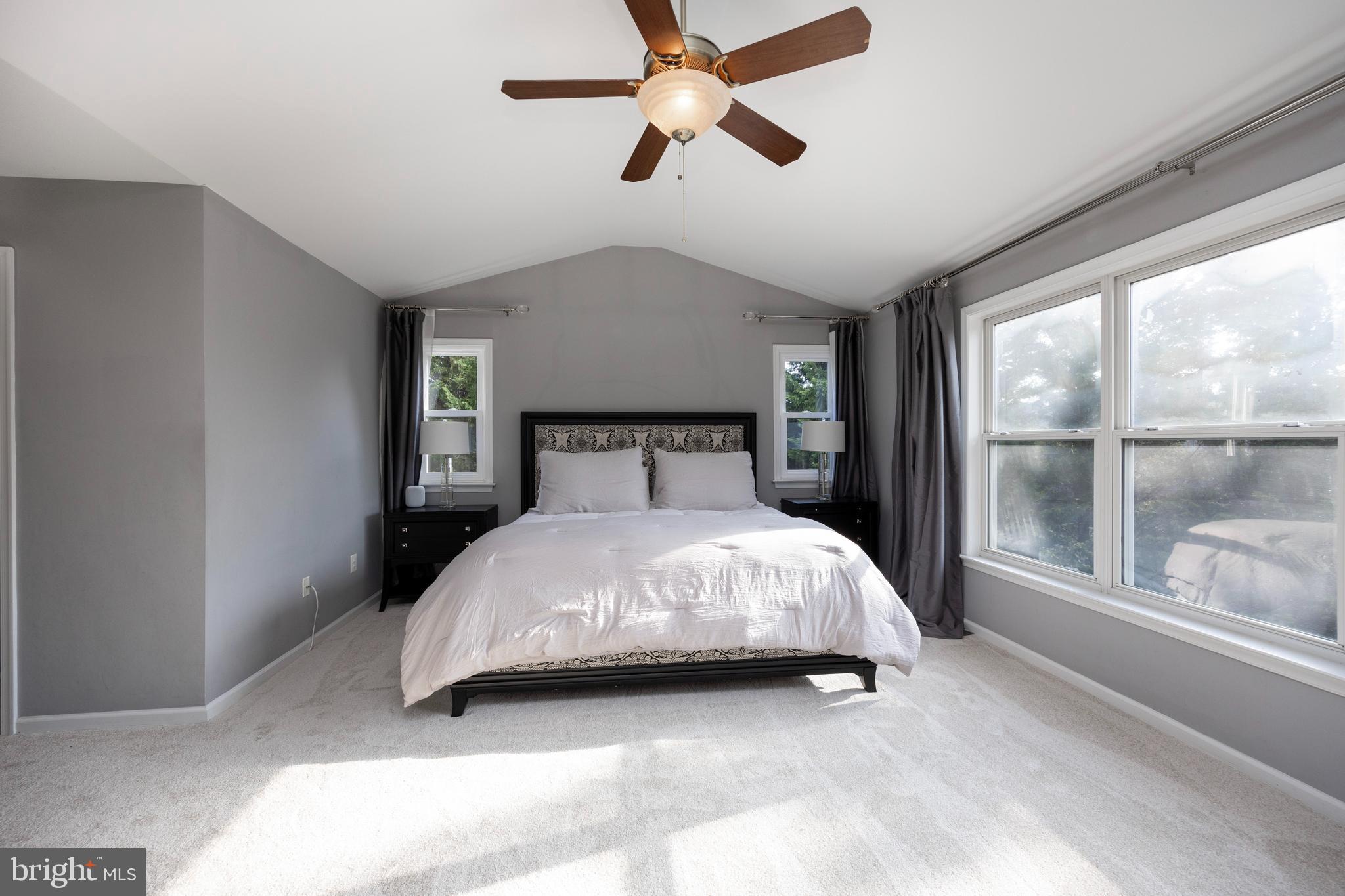 STONEGATE - Residential