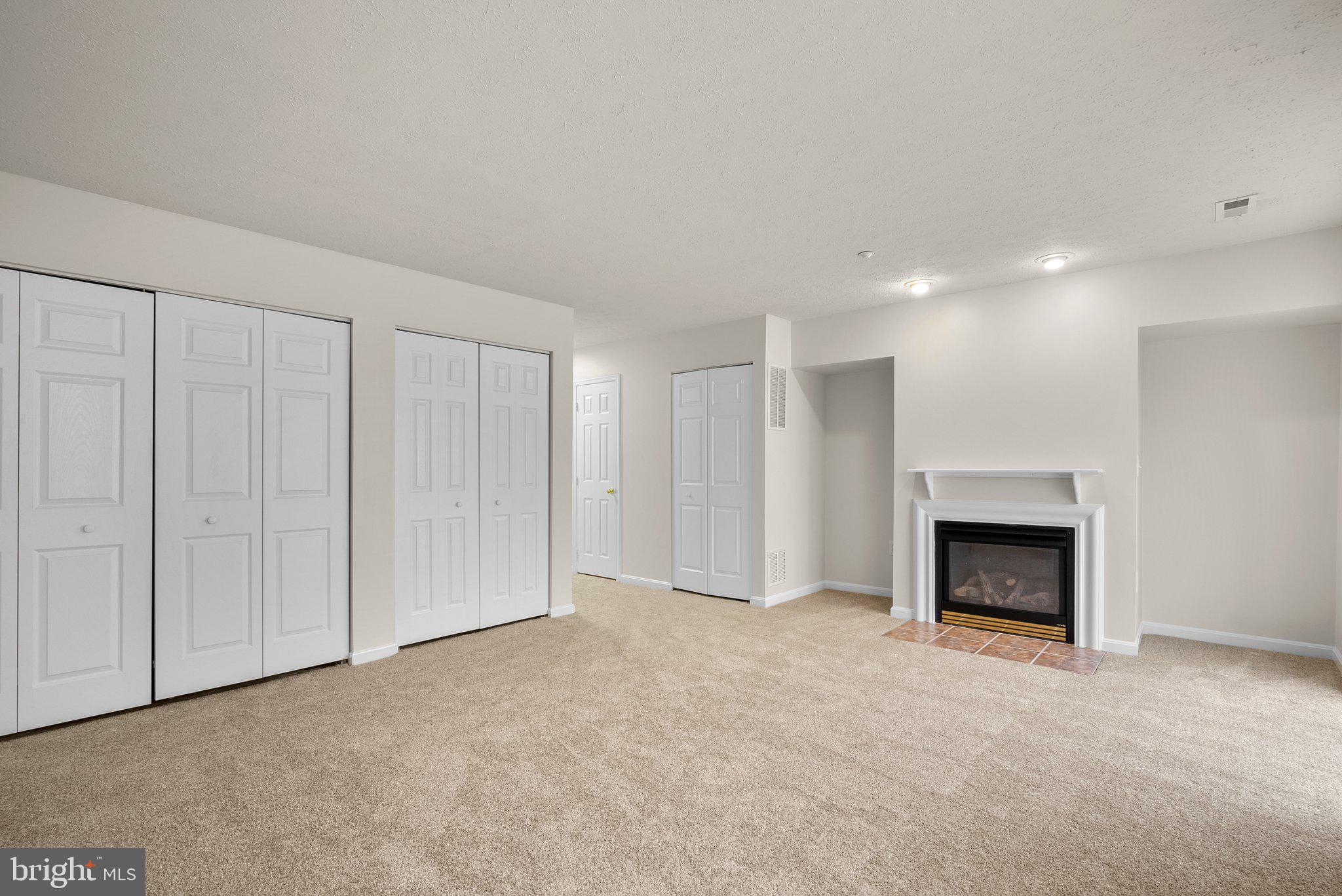 STANFORD SUB - Residential