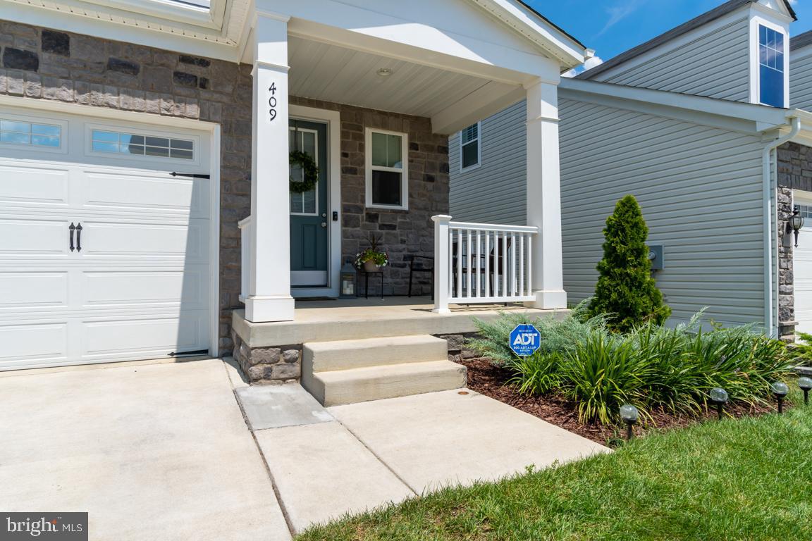 EMBREY MILL - Residential Lease