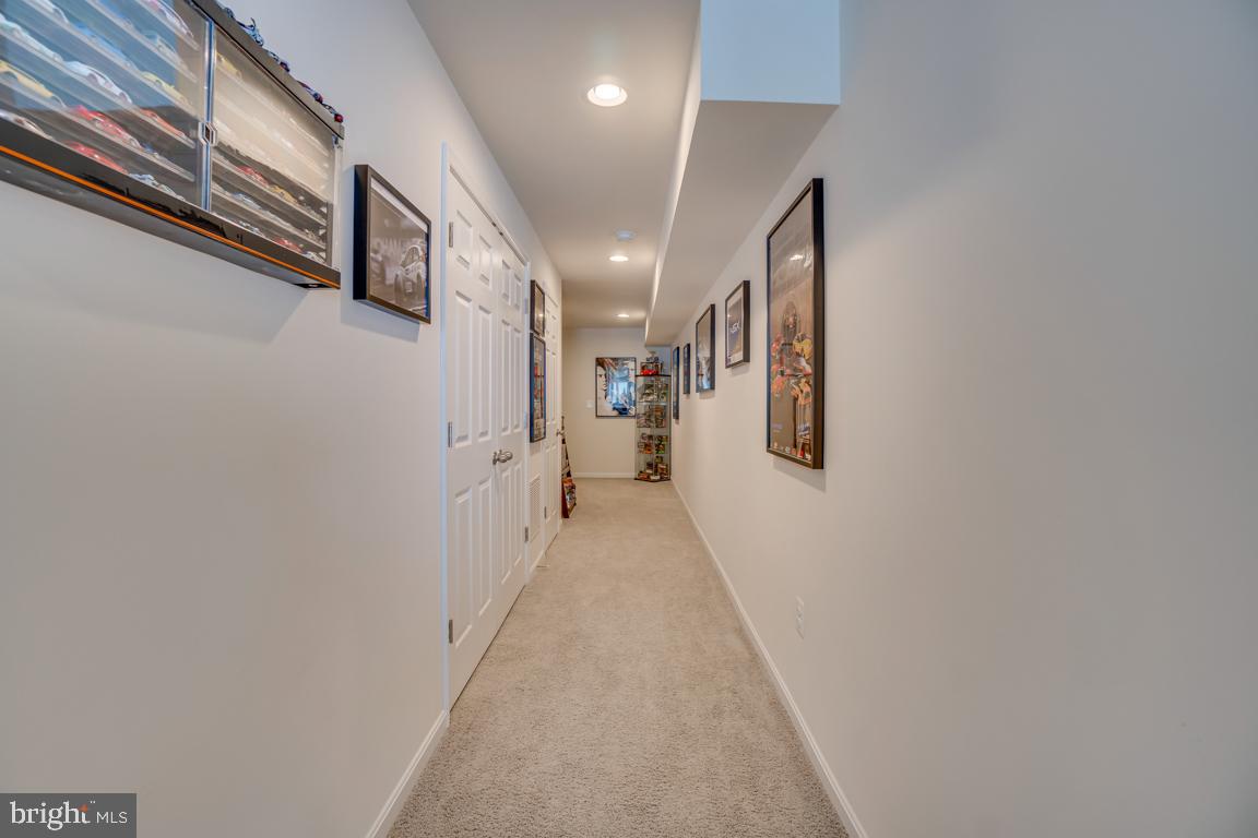 EMBREY MILL - Residential Lease