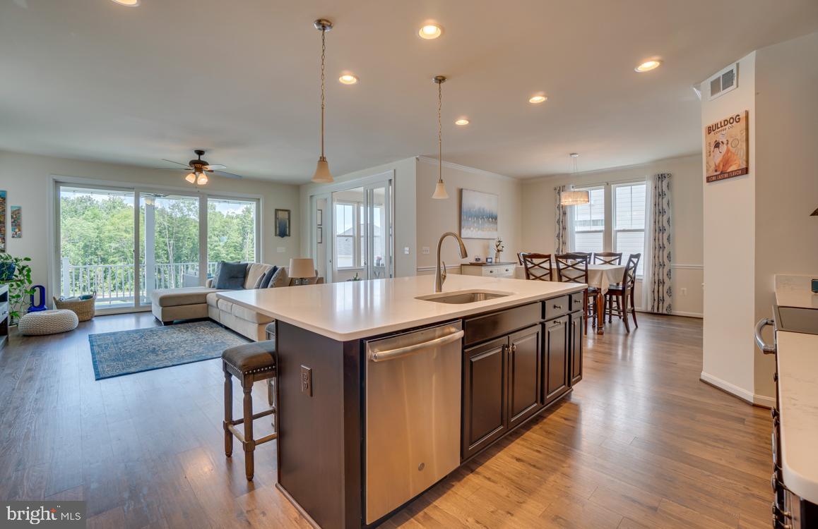 EMBREY MILL - Residential Lease