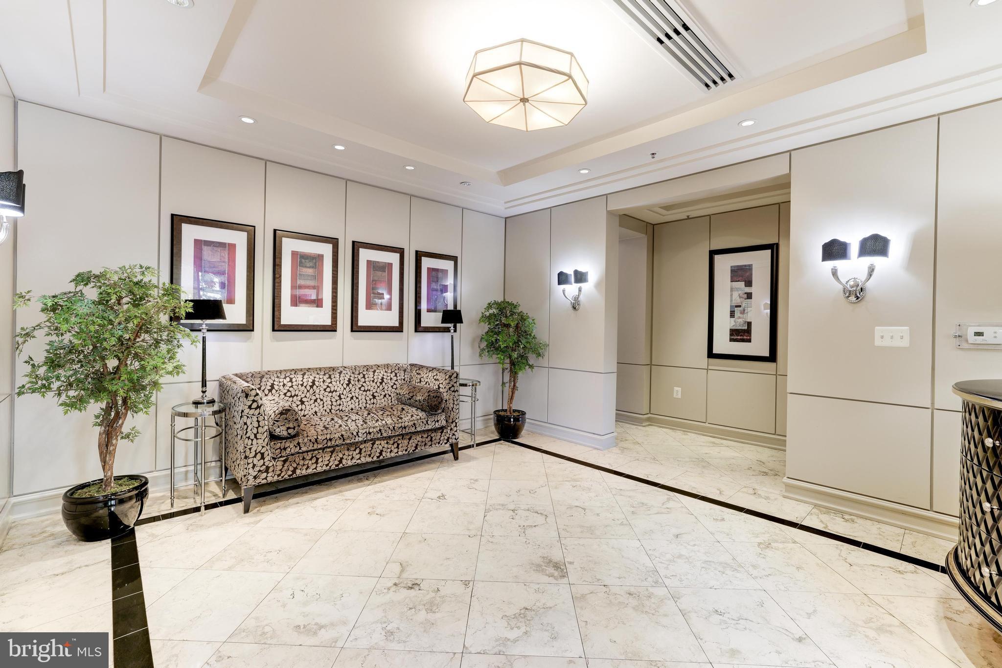 LIBERTY ROW - Residential