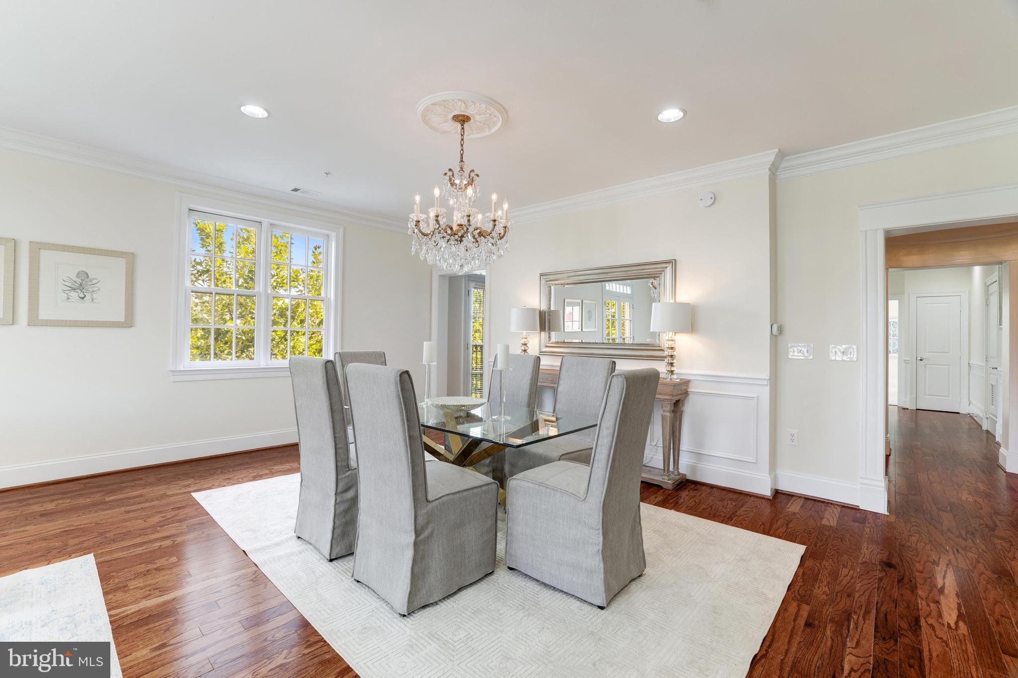 LIBERTY ROW - Residential