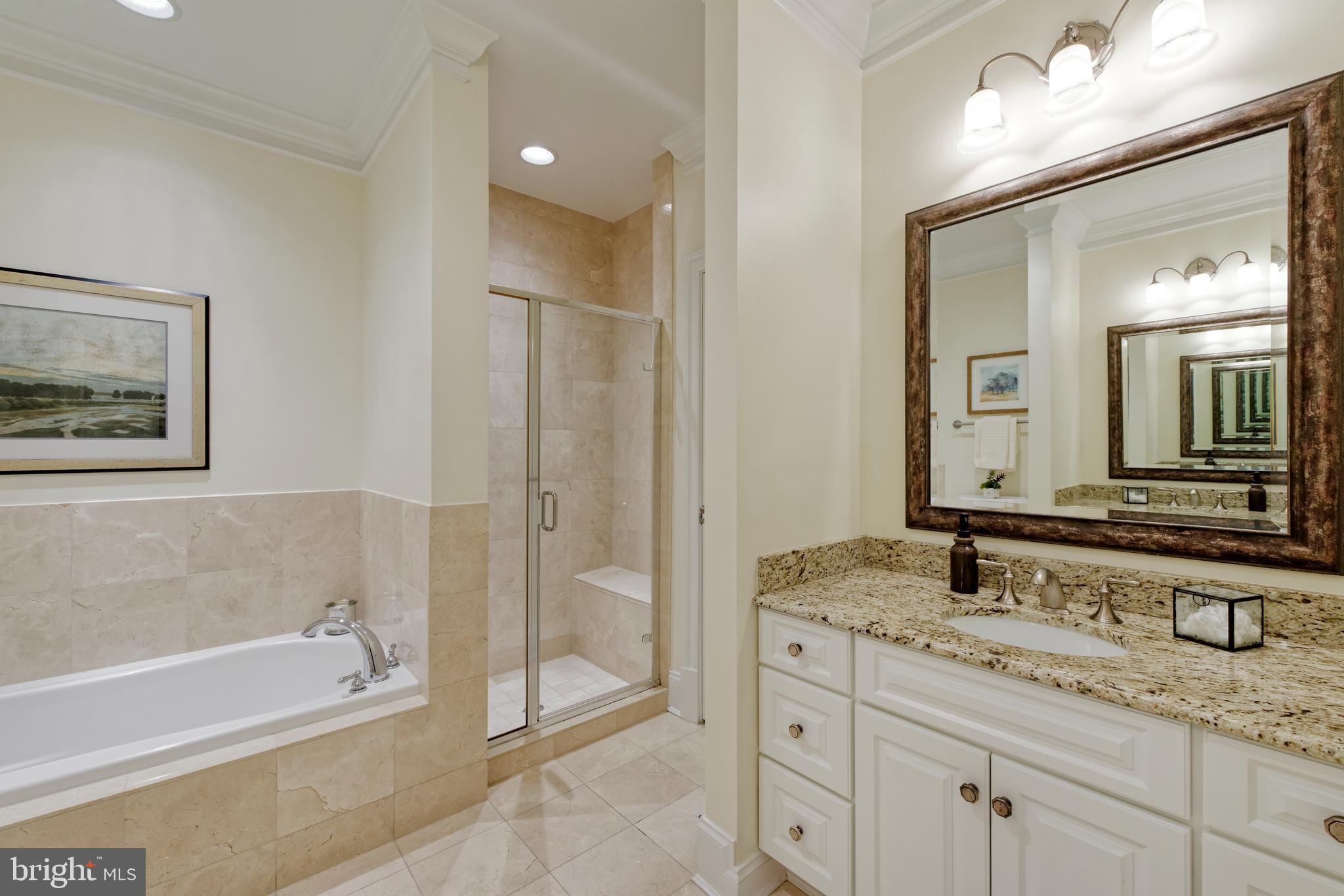 LIBERTY ROW - Residential