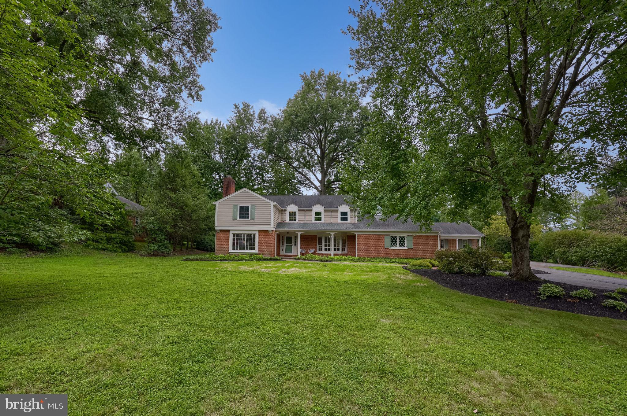 1428 CENTER ROAD
