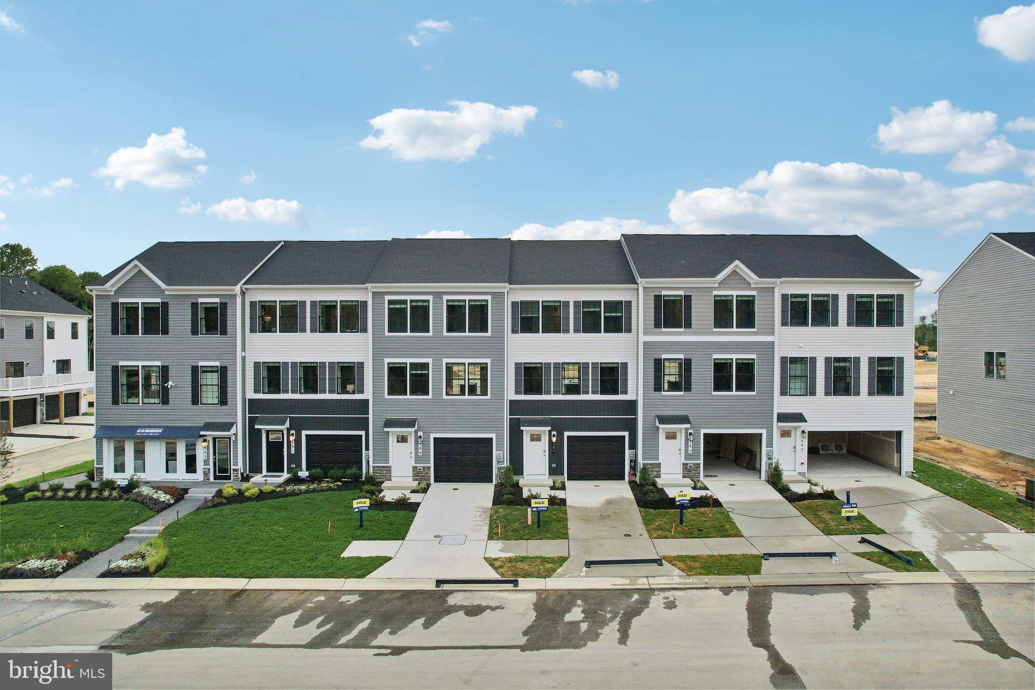 PINEGROVE - Residential