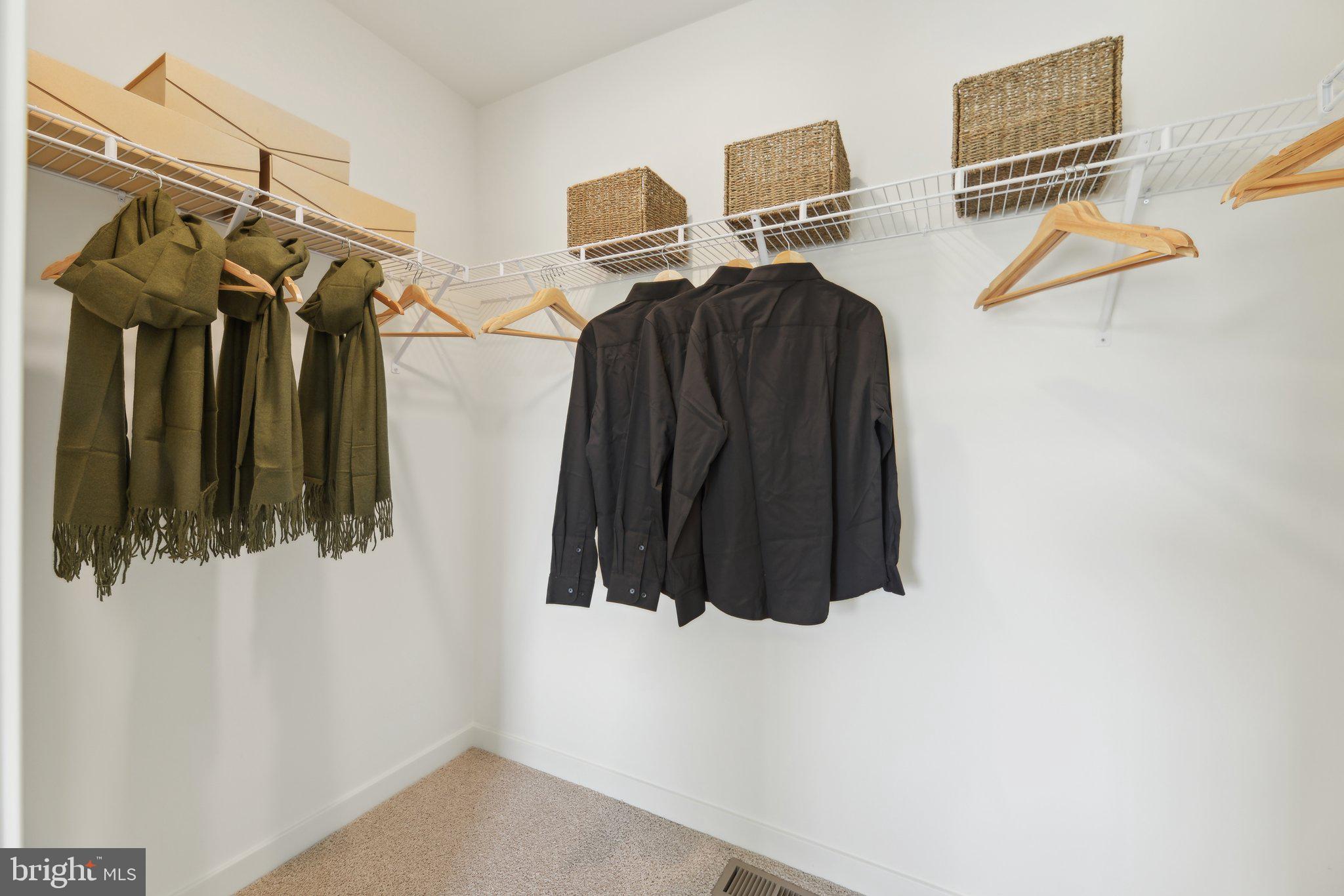 PINEGROVE - Residential