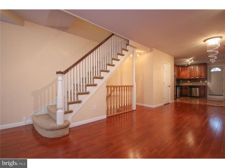 OAK LANE - Residential