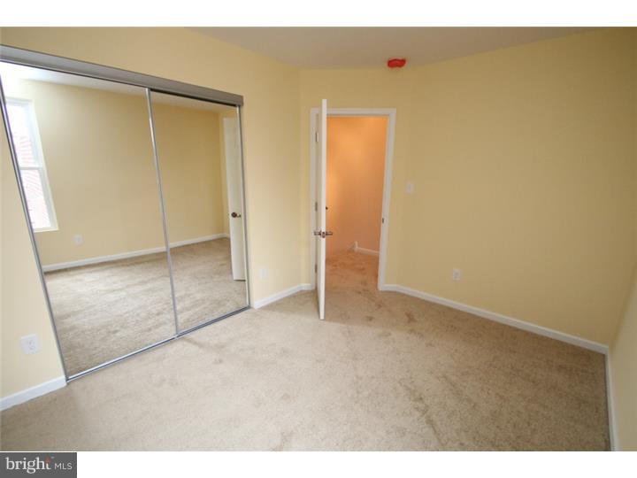 OAK LANE - Residential