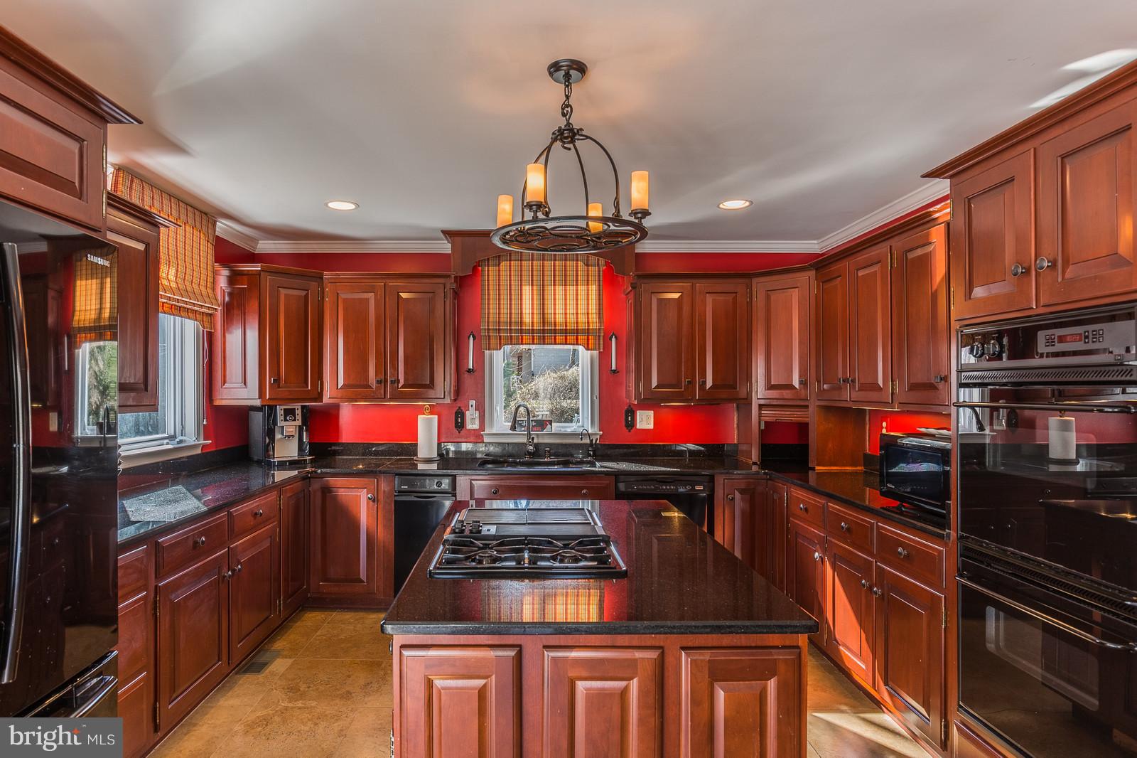 OAK MARR COURTS - Residential