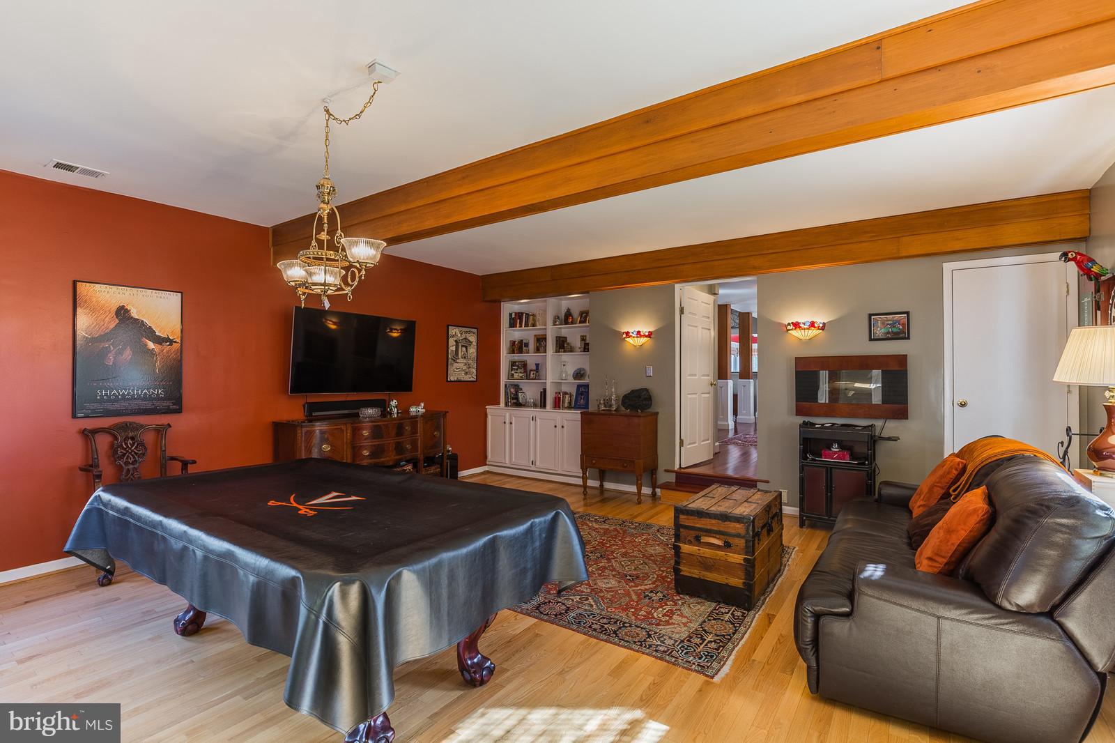 OAK MARR COURTS - Residential