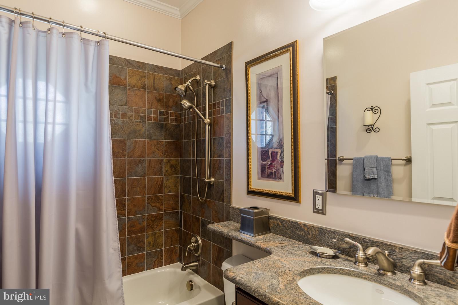 OAK MARR COURTS - Residential