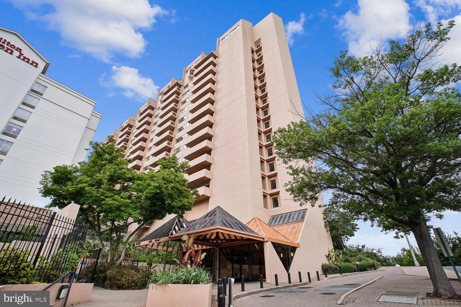 1301 N COURTHOUSE ROAD 1612