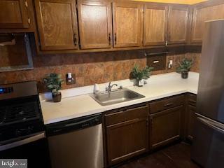 PRESIDENTIAL TOWERS - Residential