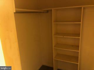 PRESIDENTIAL TOWERS - Residential