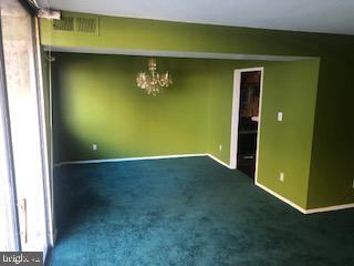 PRESIDENTIAL TOWERS - Residential