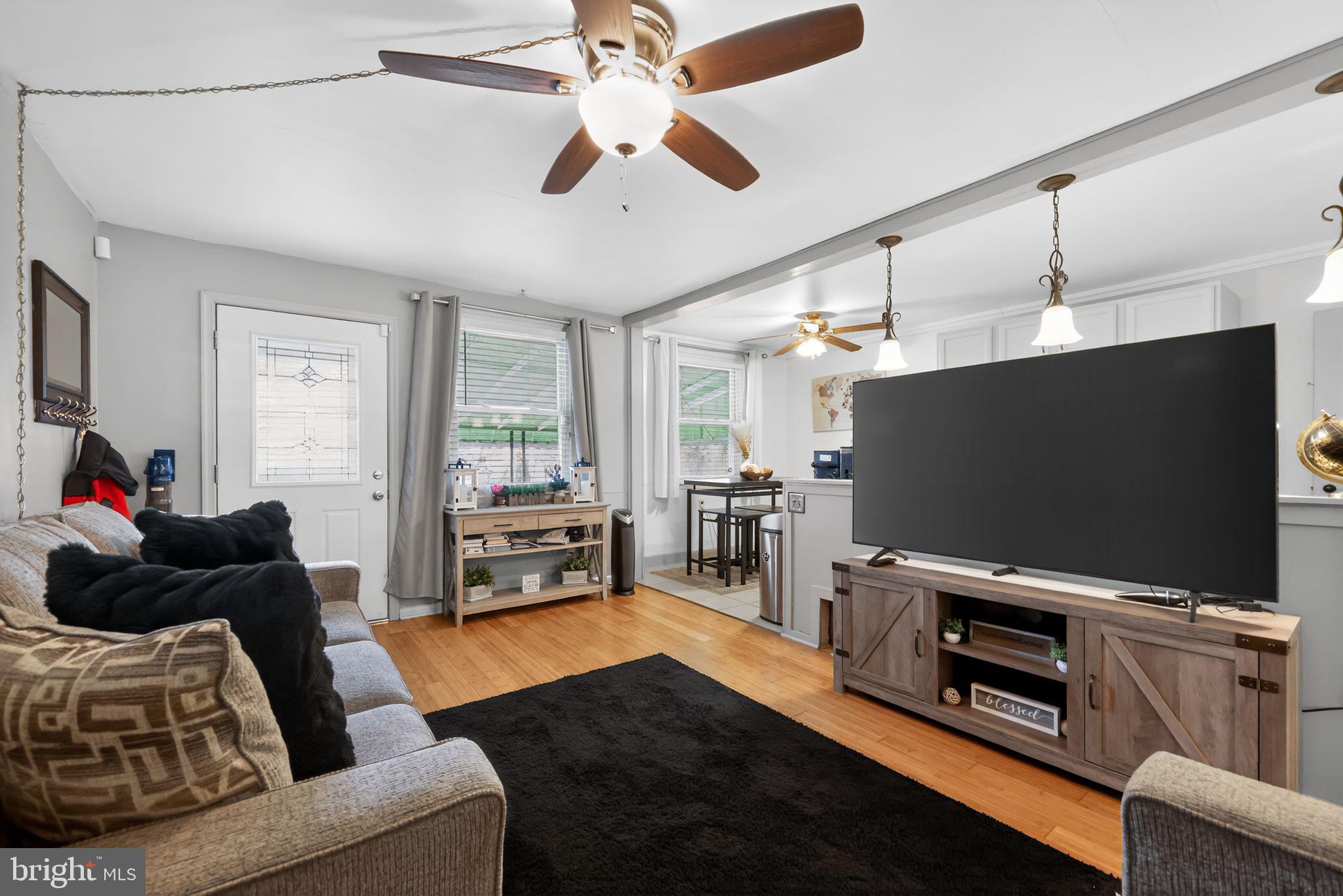 MAYFAIR (EAST) - Residential