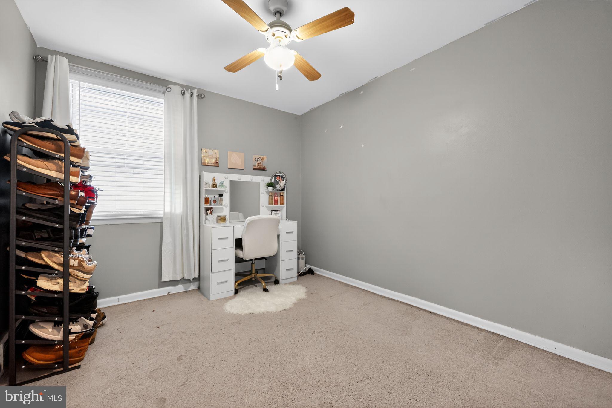 MAYFAIR (EAST) - Residential