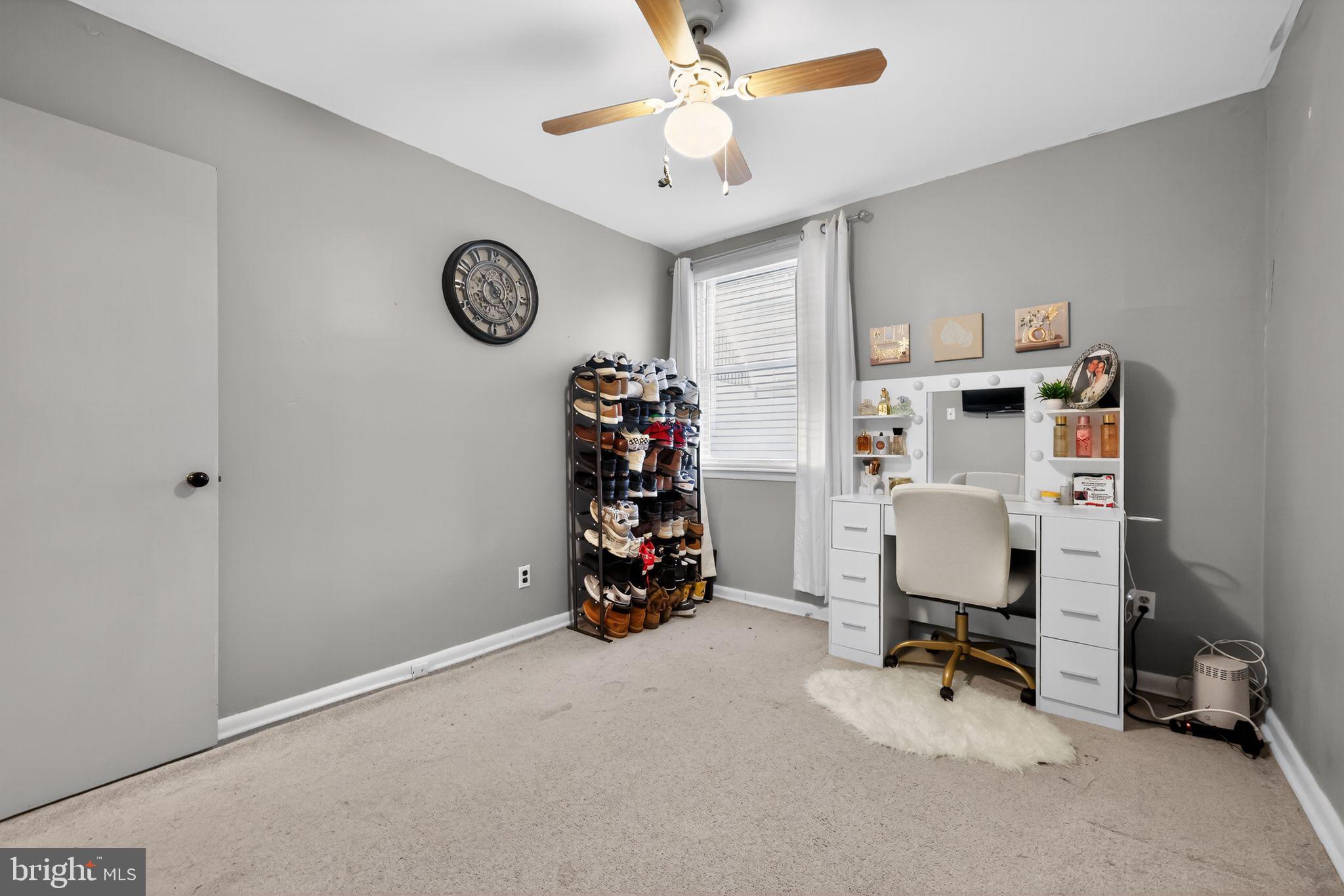 MAYFAIR (EAST) - Residential