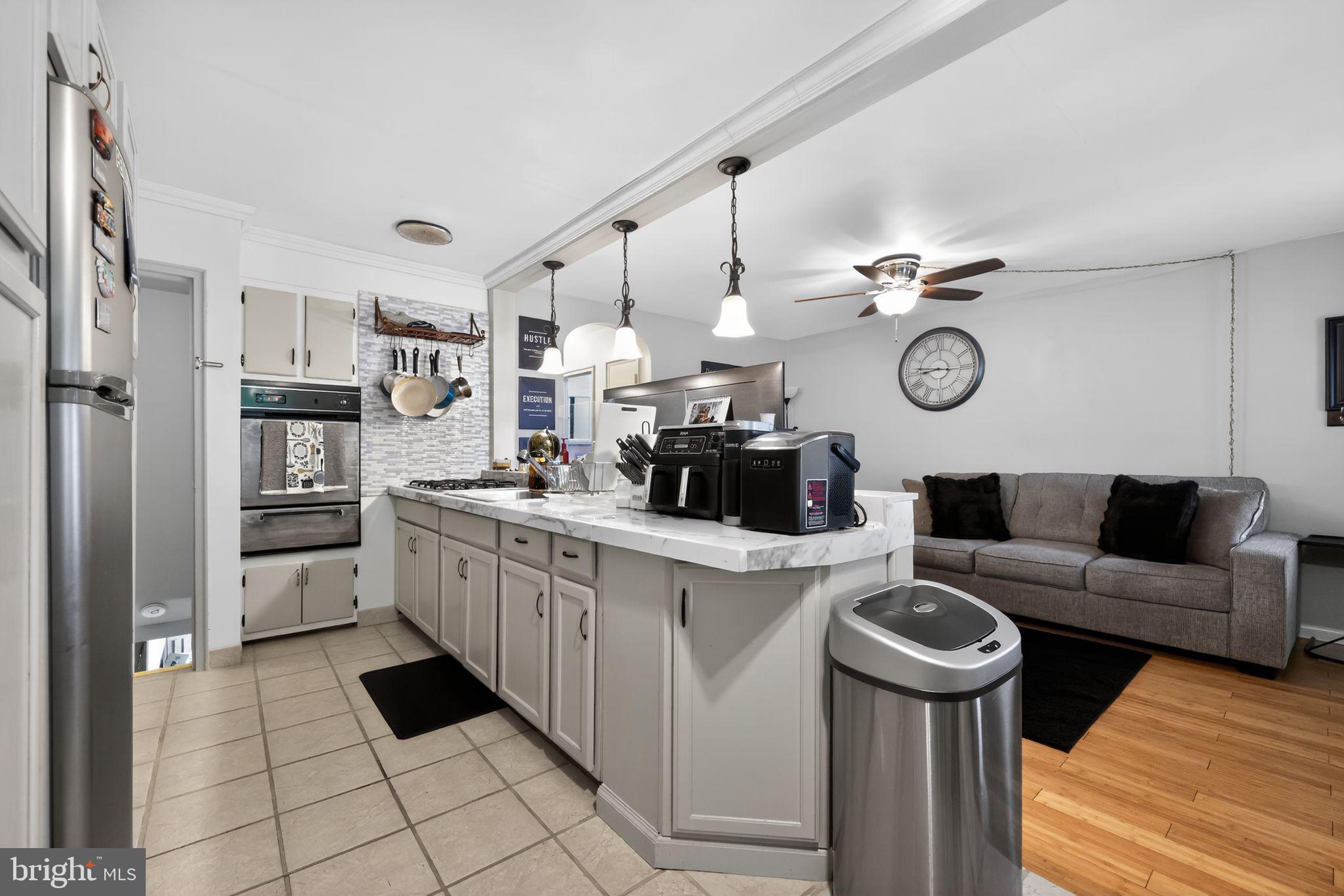 MAYFAIR (EAST) - Residential