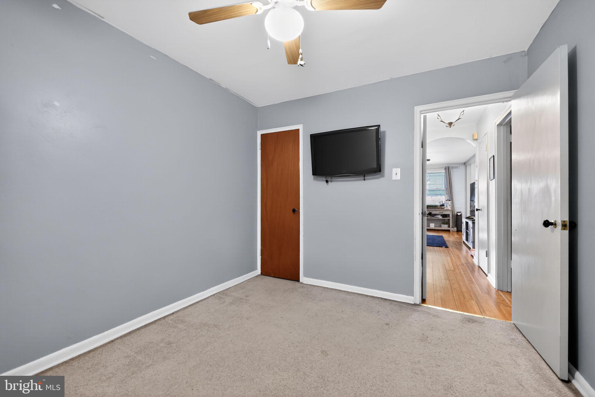 MAYFAIR (EAST) - Residential