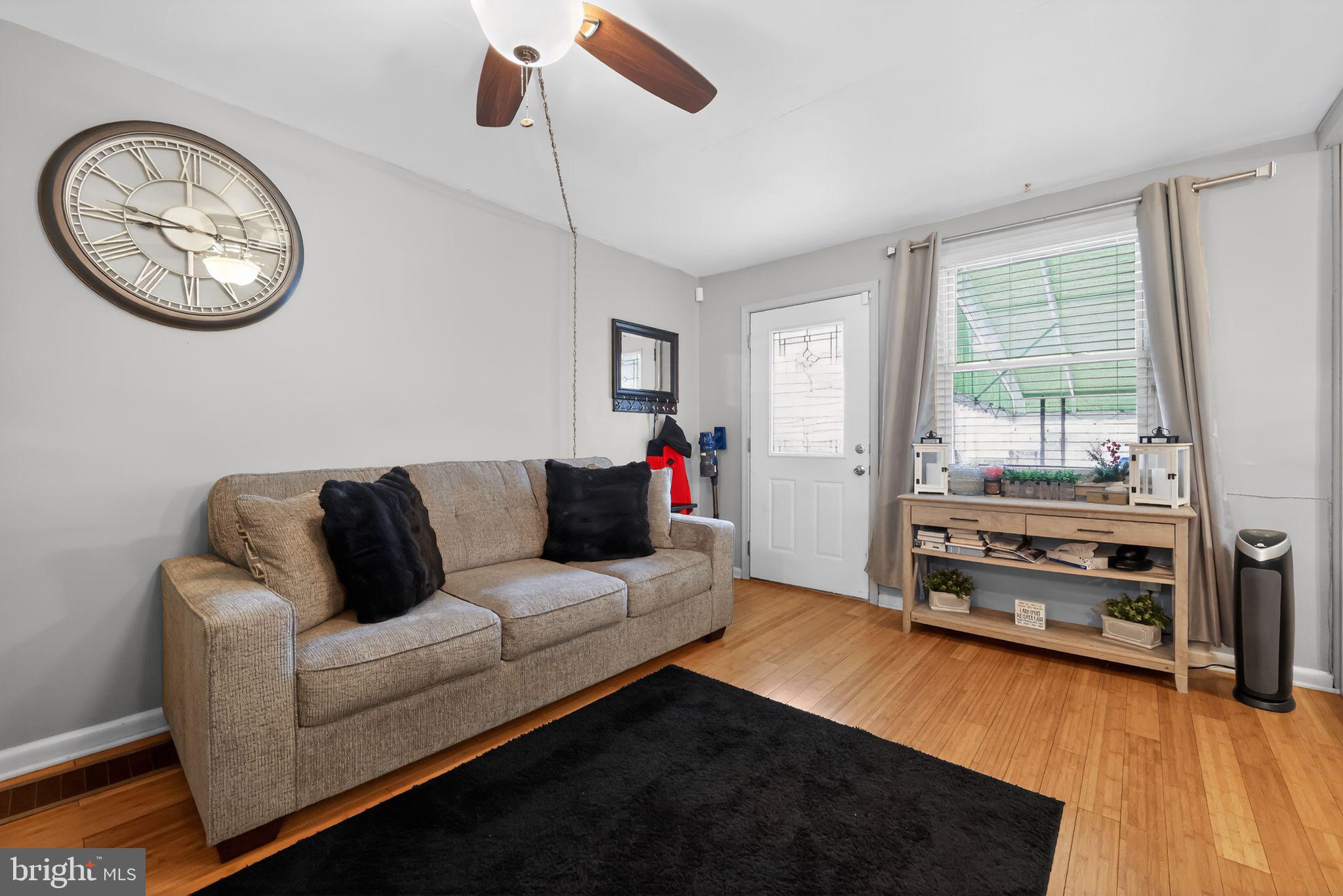 MAYFAIR (EAST) - Residential