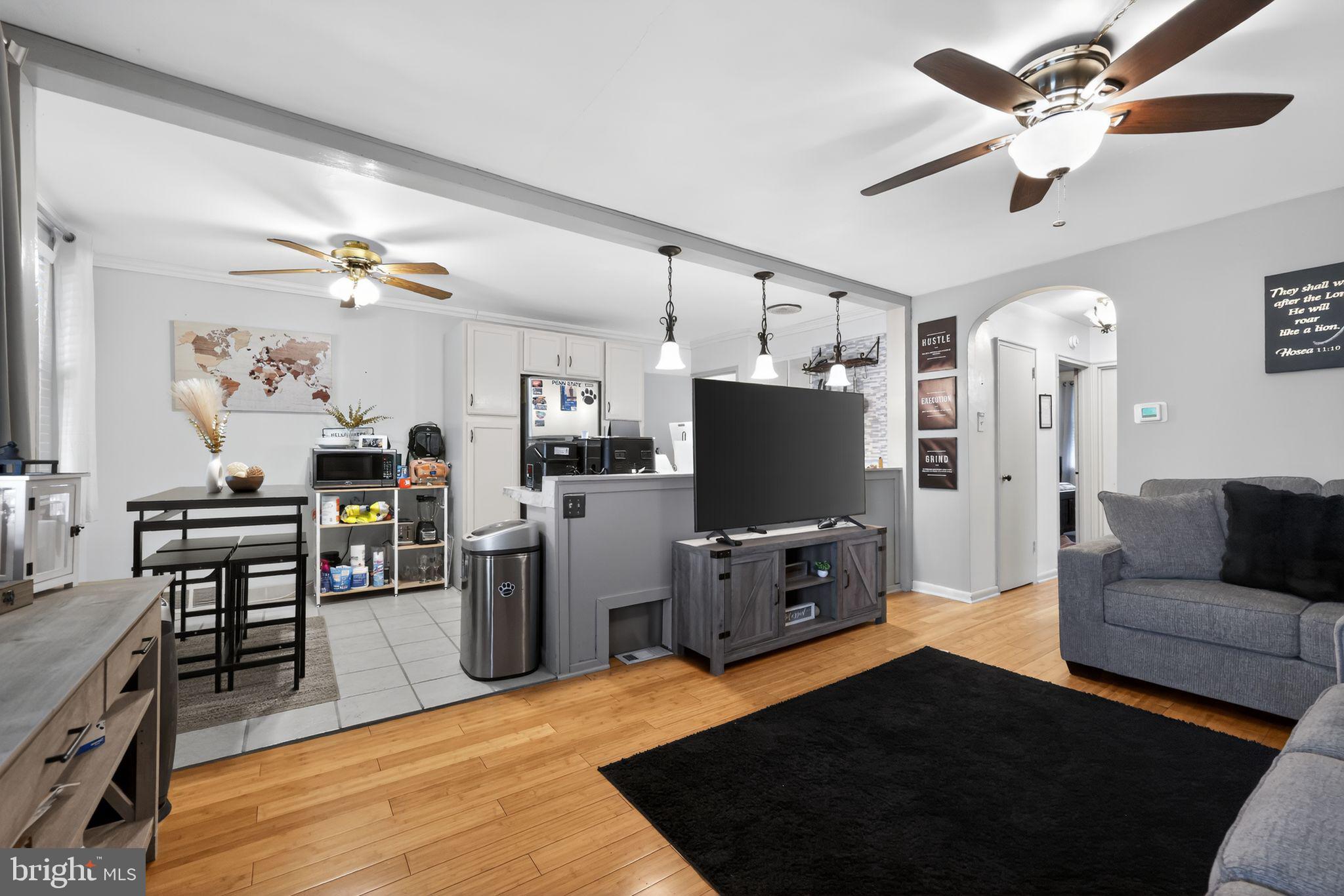 MAYFAIR (EAST) - Residential