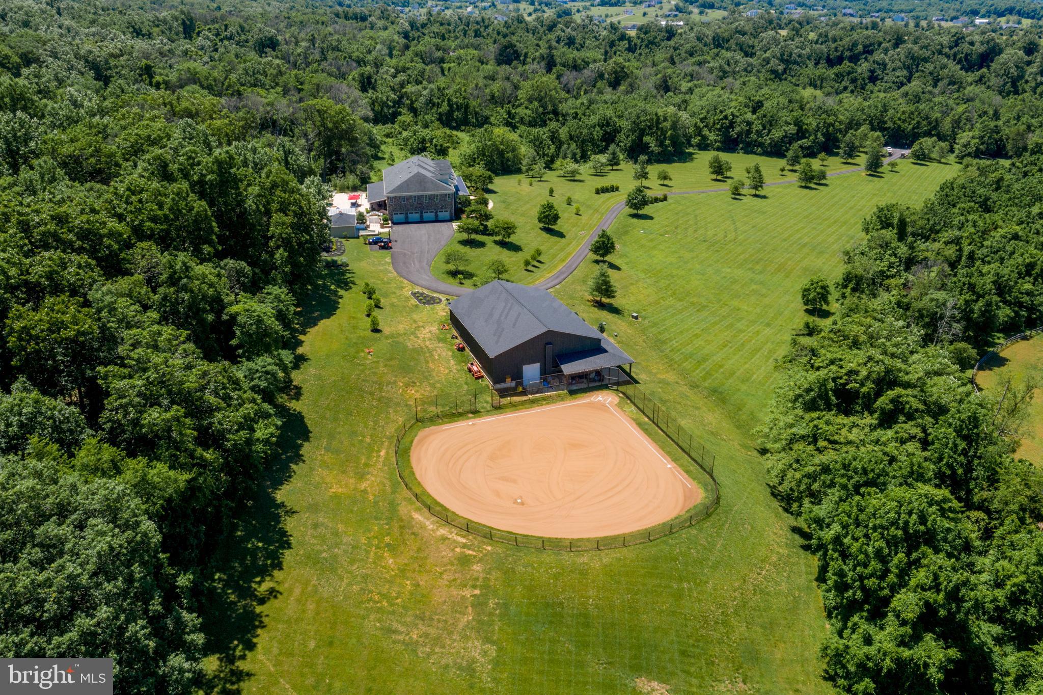 MELROSE FARM - Residential