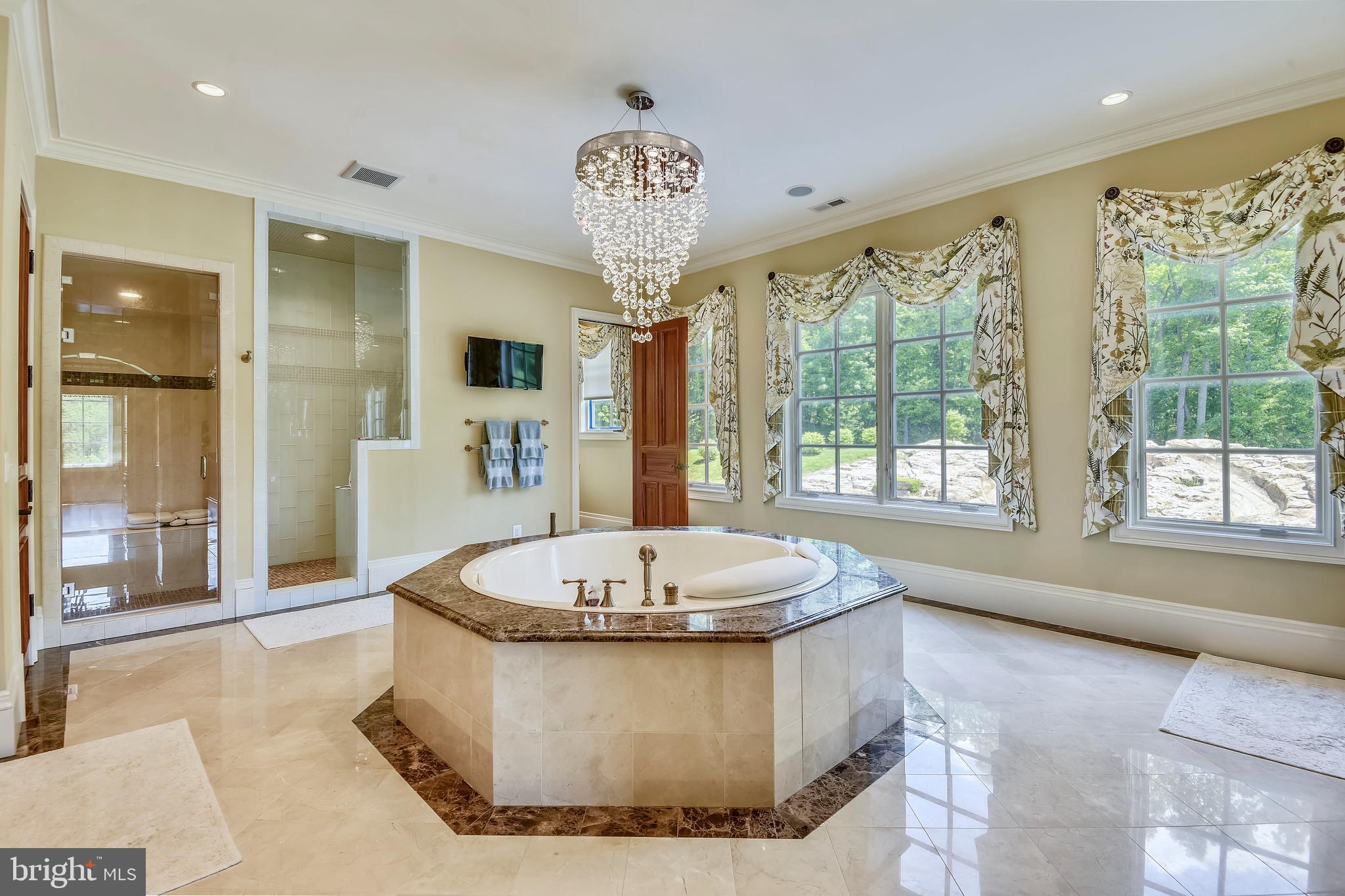 MELROSE FARM - Residential