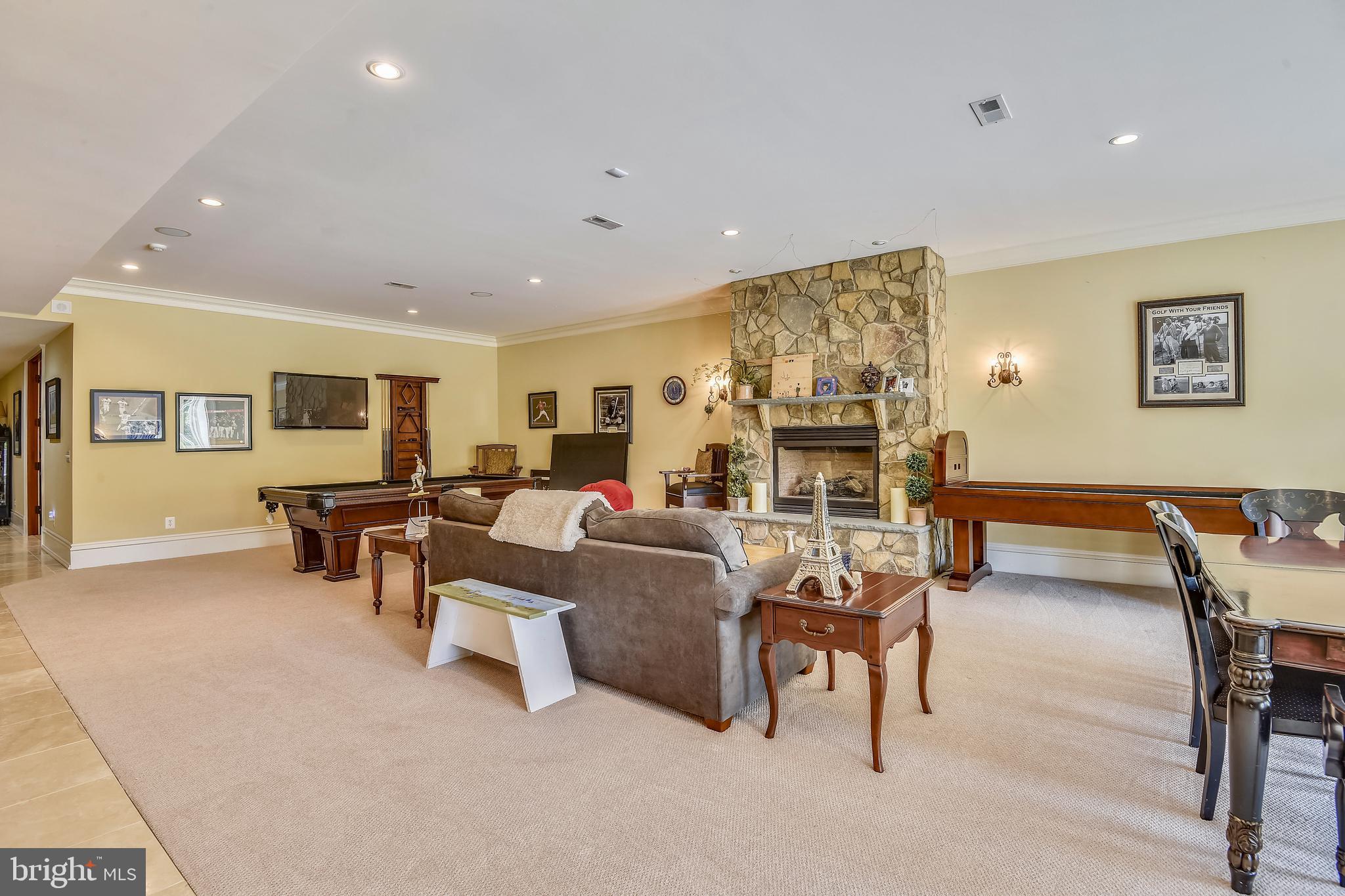 MELROSE FARM - Residential