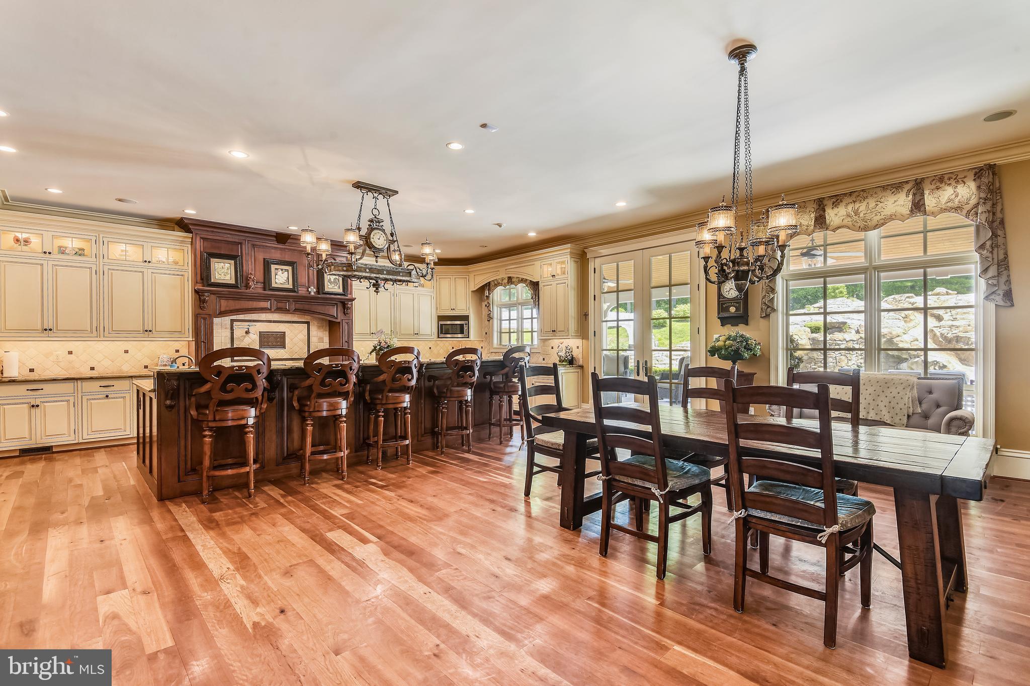 MELROSE FARM - Residential