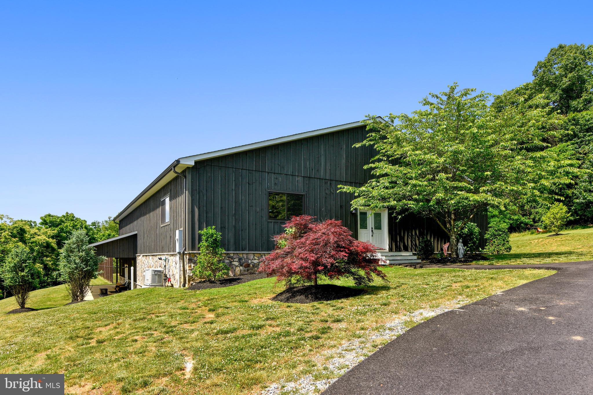 MELROSE FARM - Residential