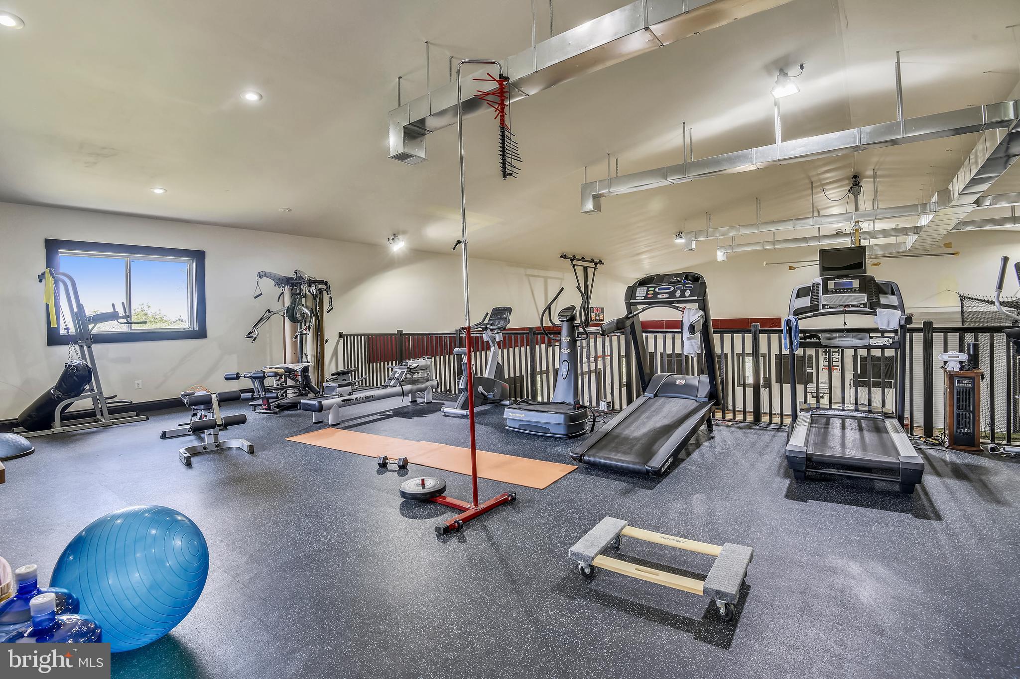 MELROSE FARM - Residential