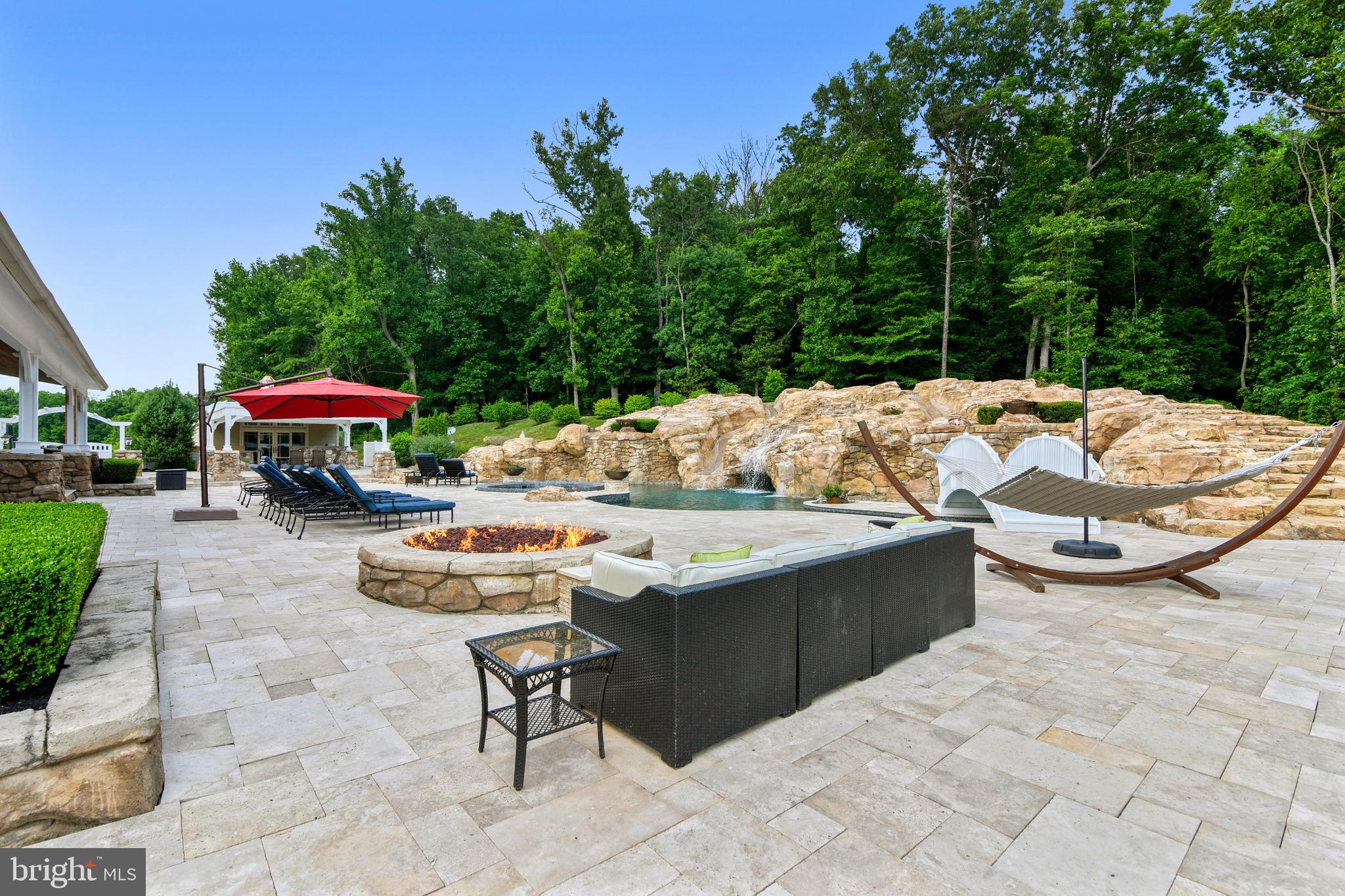 MELROSE FARM - Residential