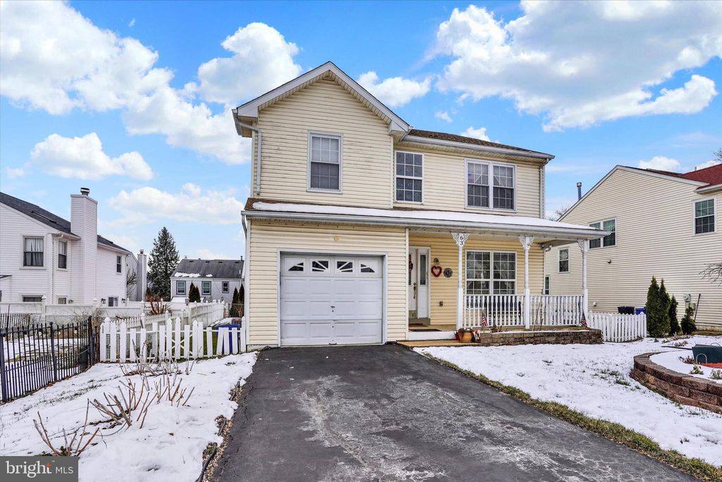 Photo of 63 Marple Drive, PHILADELPHIA, PA 19115 (MLS # PAPH2582278)