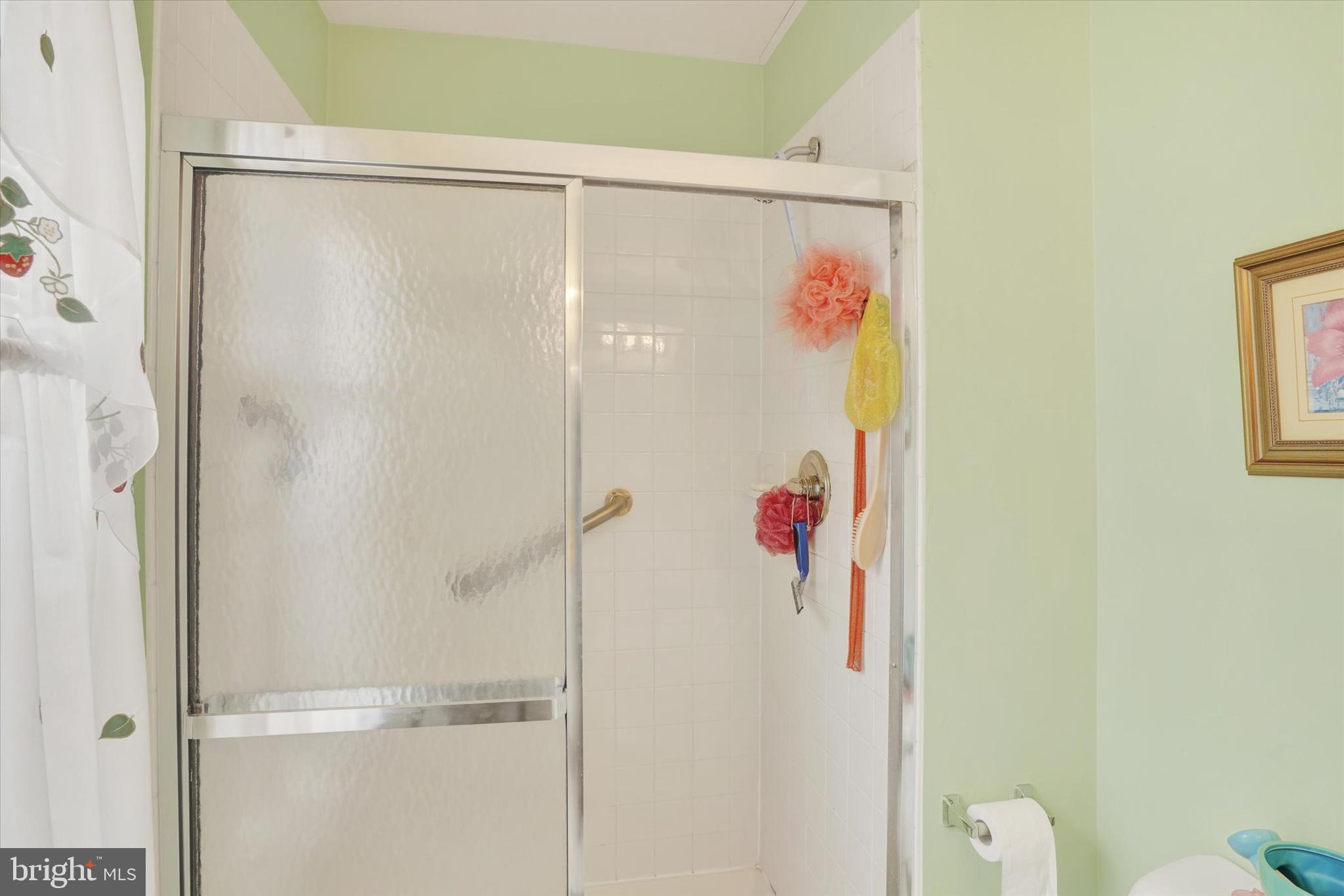 COUNTRY LANE - Residential