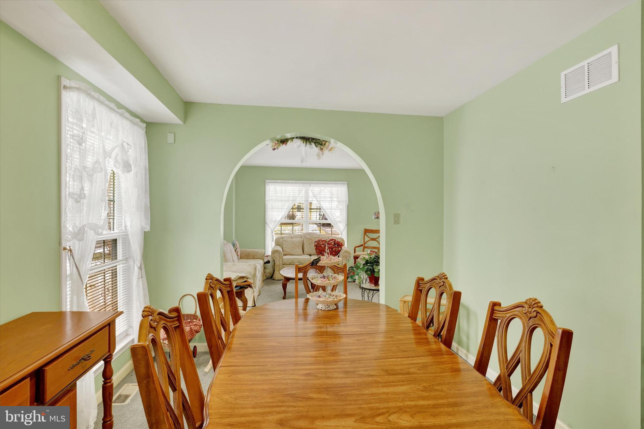 COUNTRY LANE - Residential