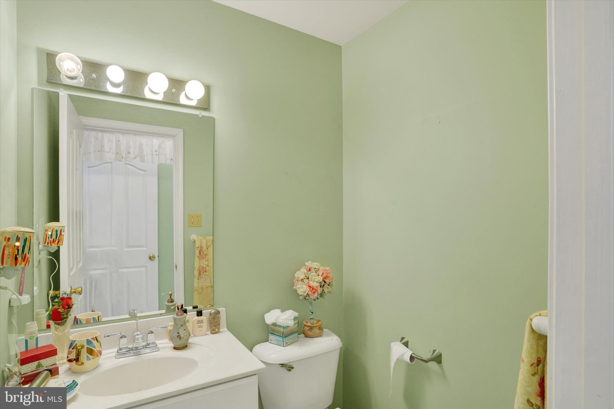 COUNTRY LANE - Residential