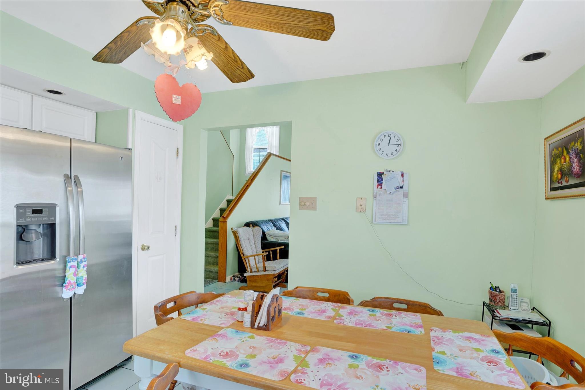 COUNTRY LANE - Residential